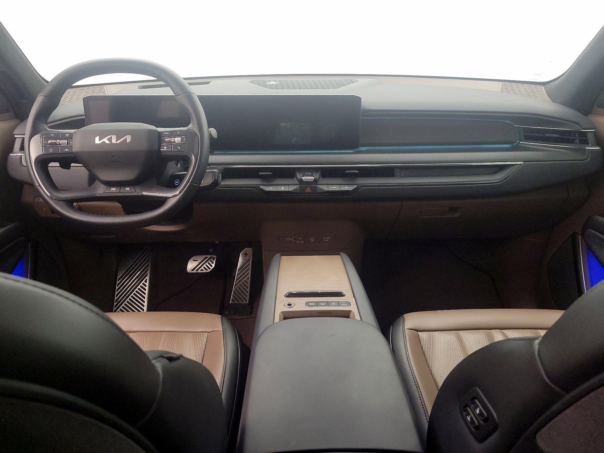 Thumbnail: 2024 Kia EV9 - 9