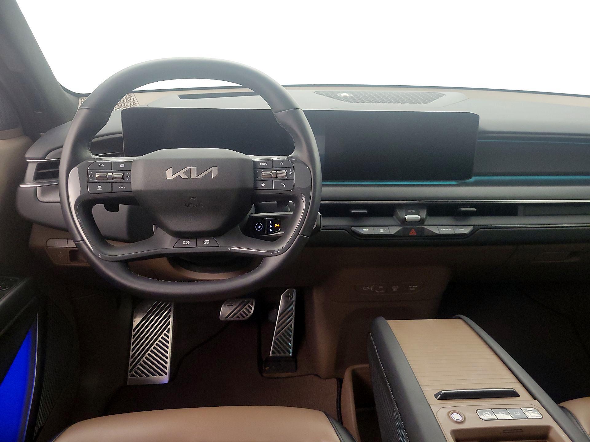 Thumbnail: 2024 Kia EV9 - 10