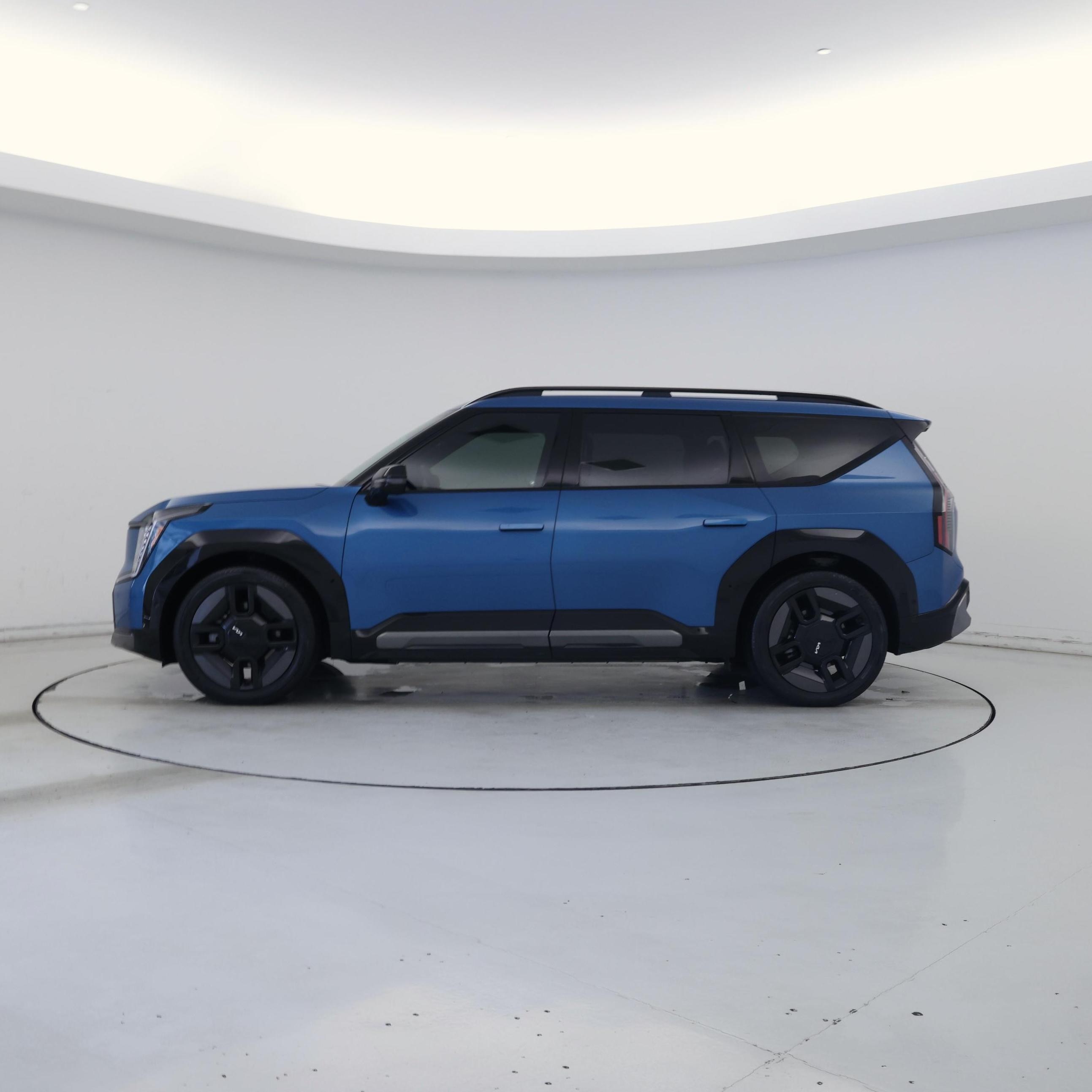 Thumbnail: 2024 Kia EV9 - 3