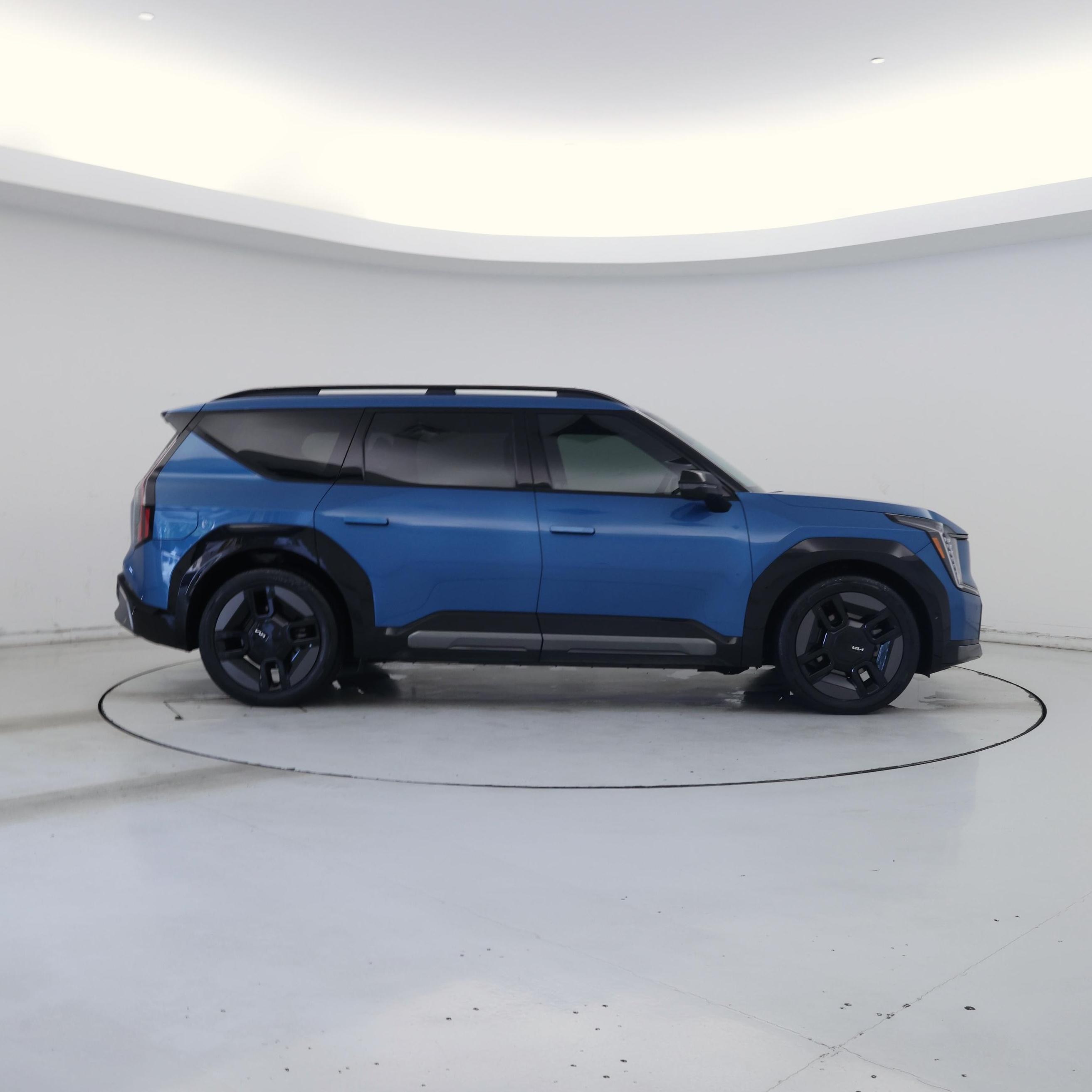 Thumbnail: 2024 Kia EV9 - 7