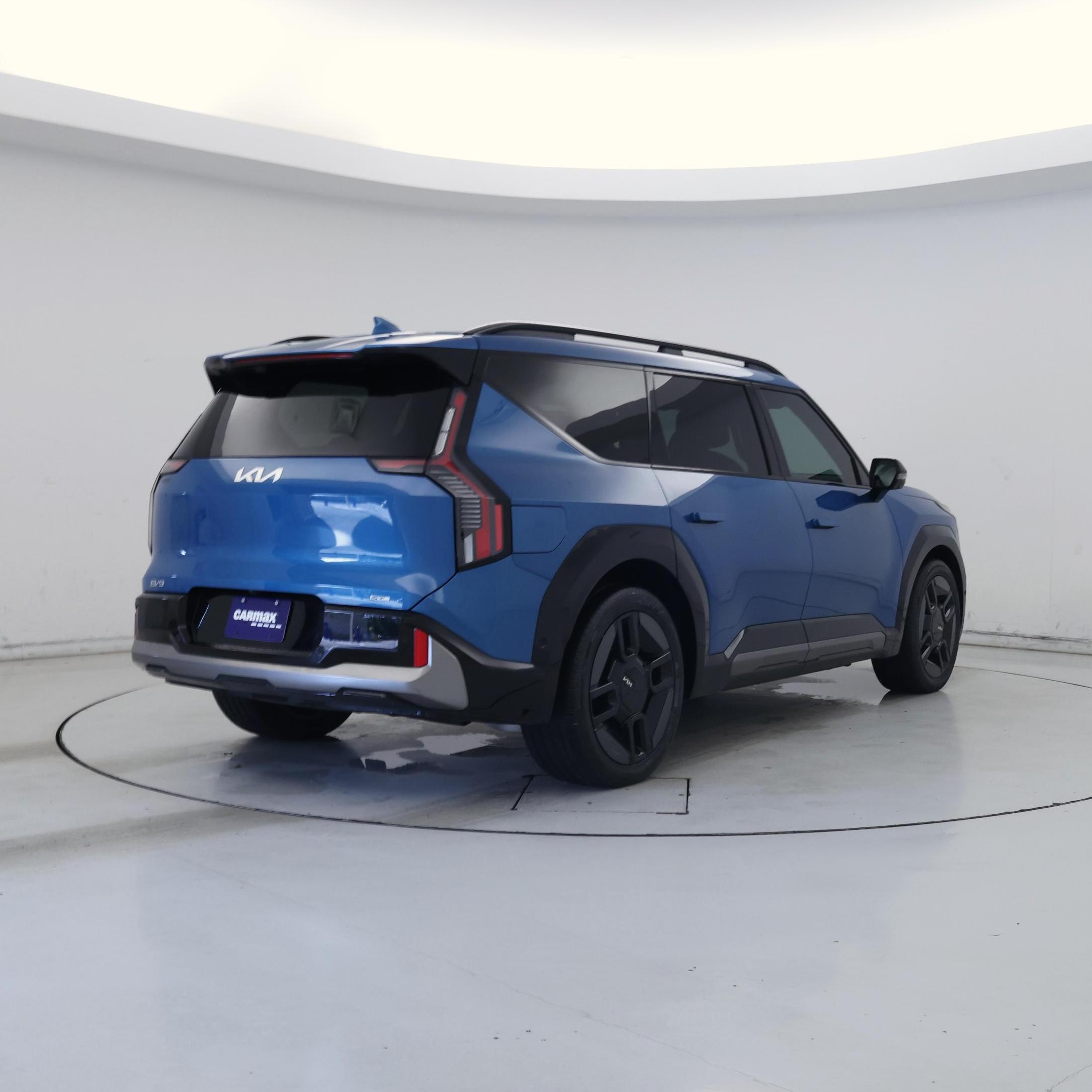 Thumbnail: 2024 Kia EV9 - 8