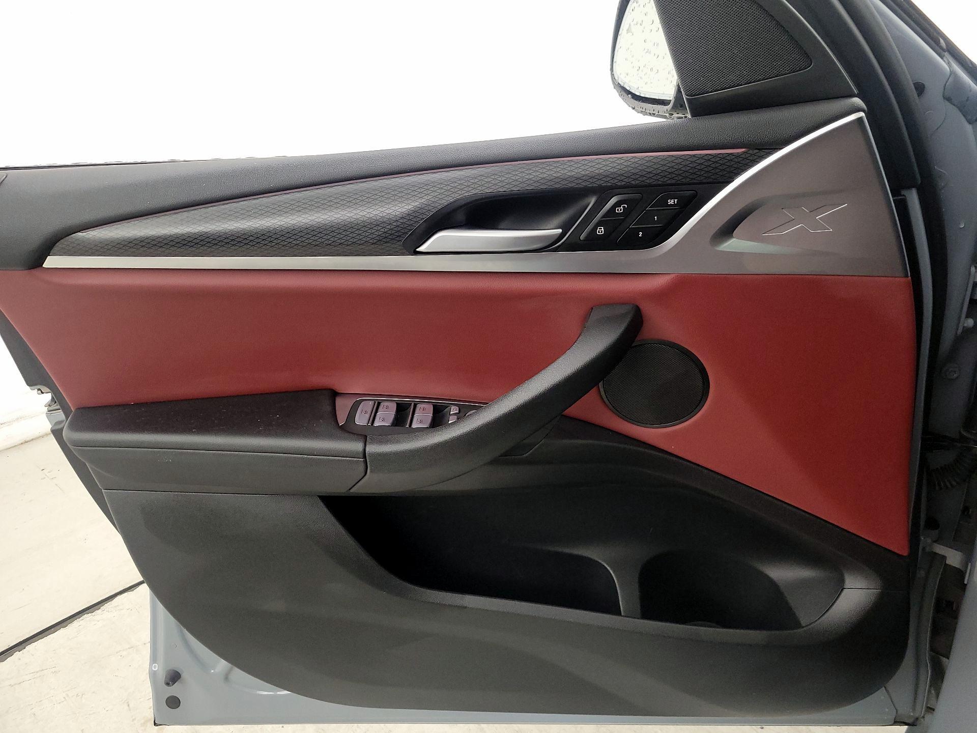 Thumbnail: 2022 BMW X3 - 12