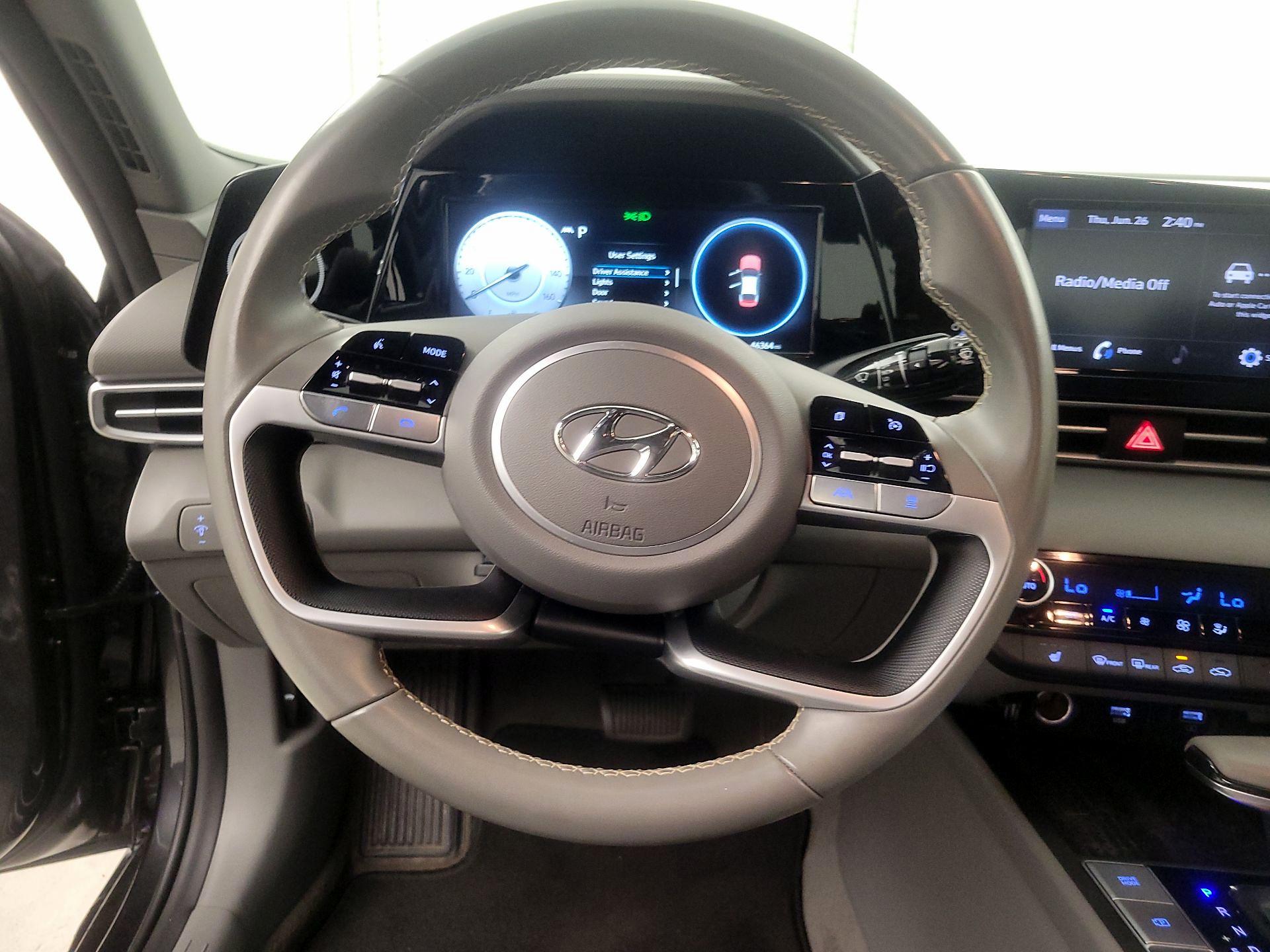 Thumbnail: 2022 Hyundai Elantra - 10
