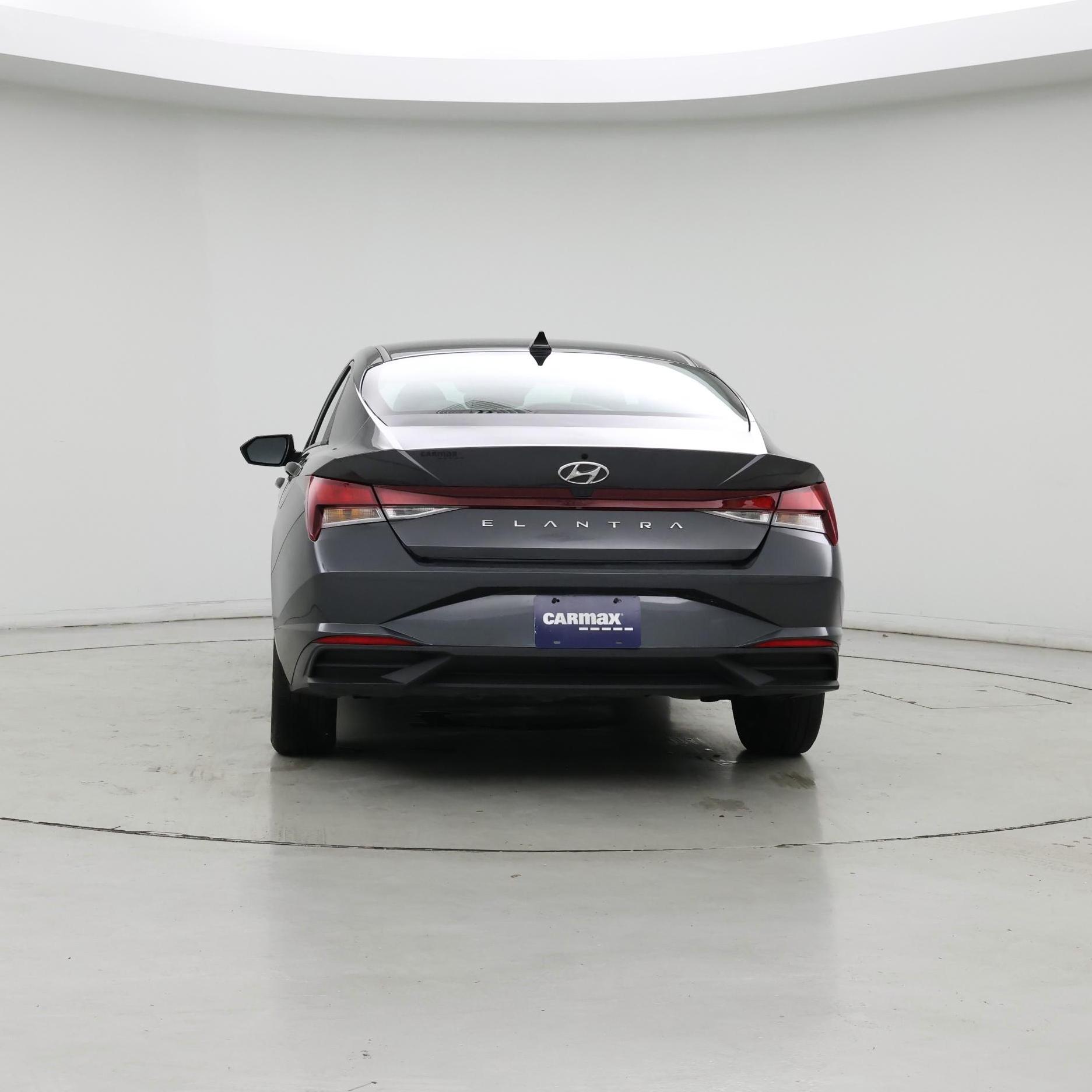Thumbnail: 2022 Hyundai Elantra - 6