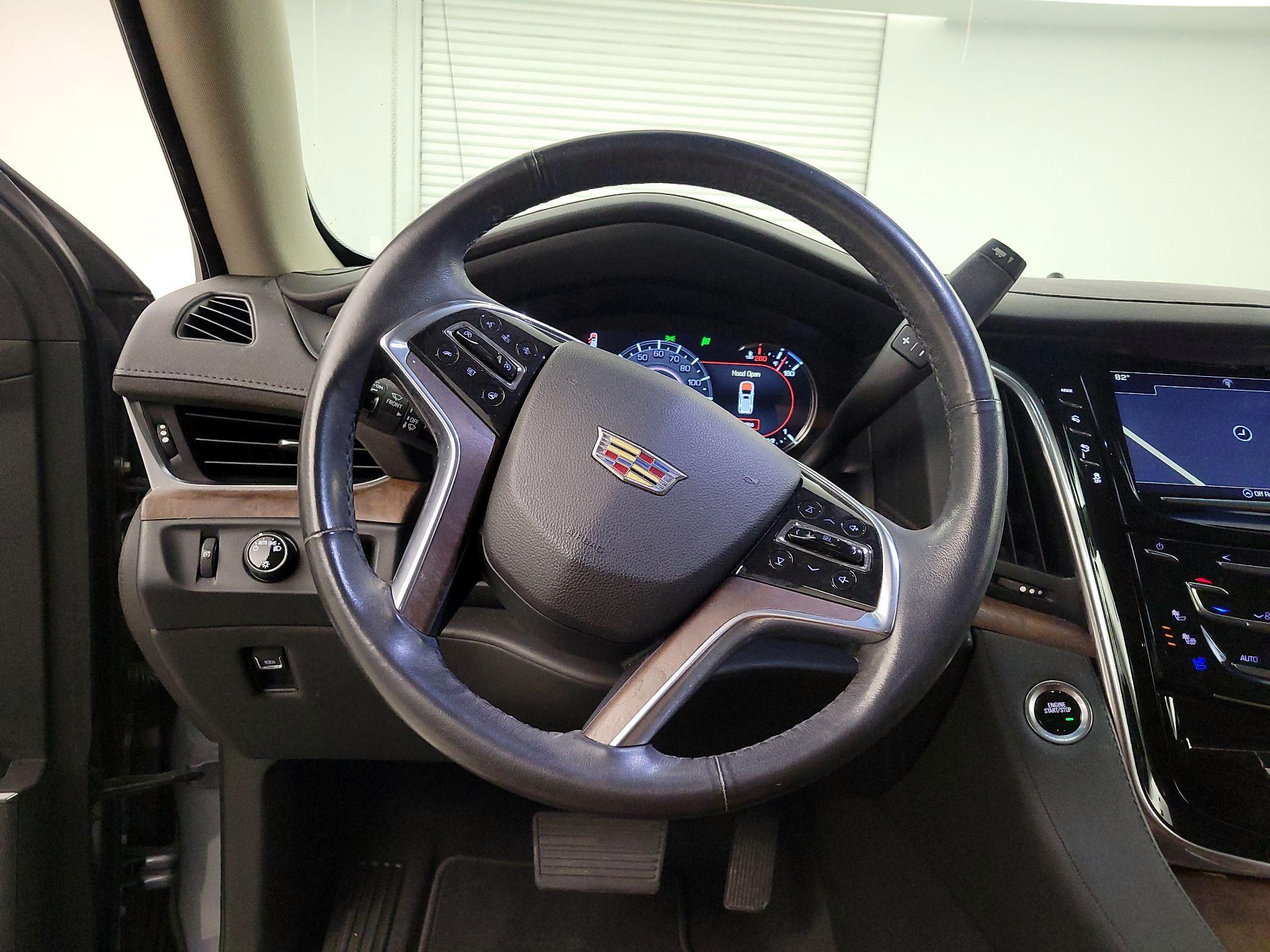 Thumbnail: 2019 Cadillac Escalade - 10