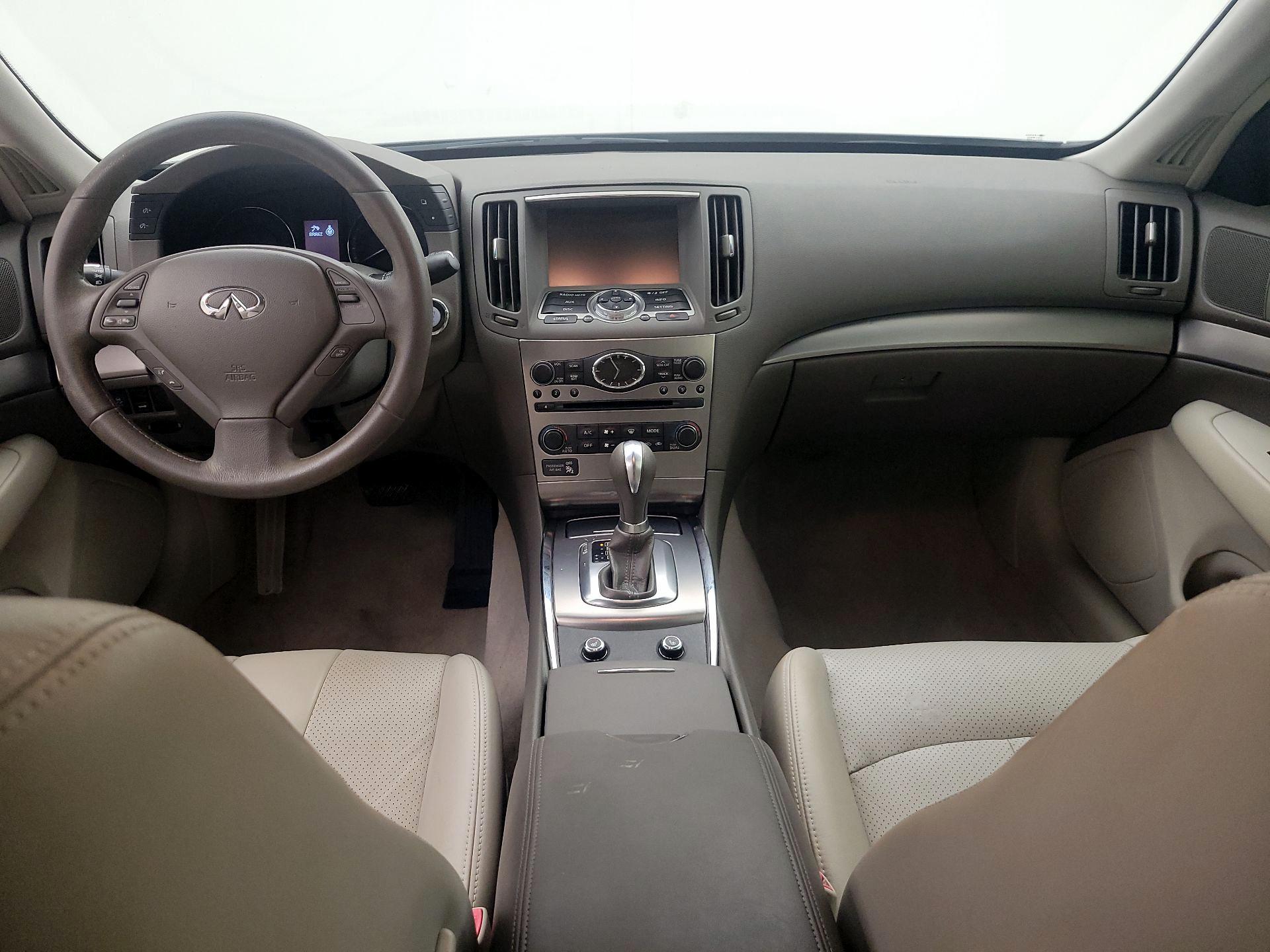 Thumbnail: 2015 INFINITI  - 9