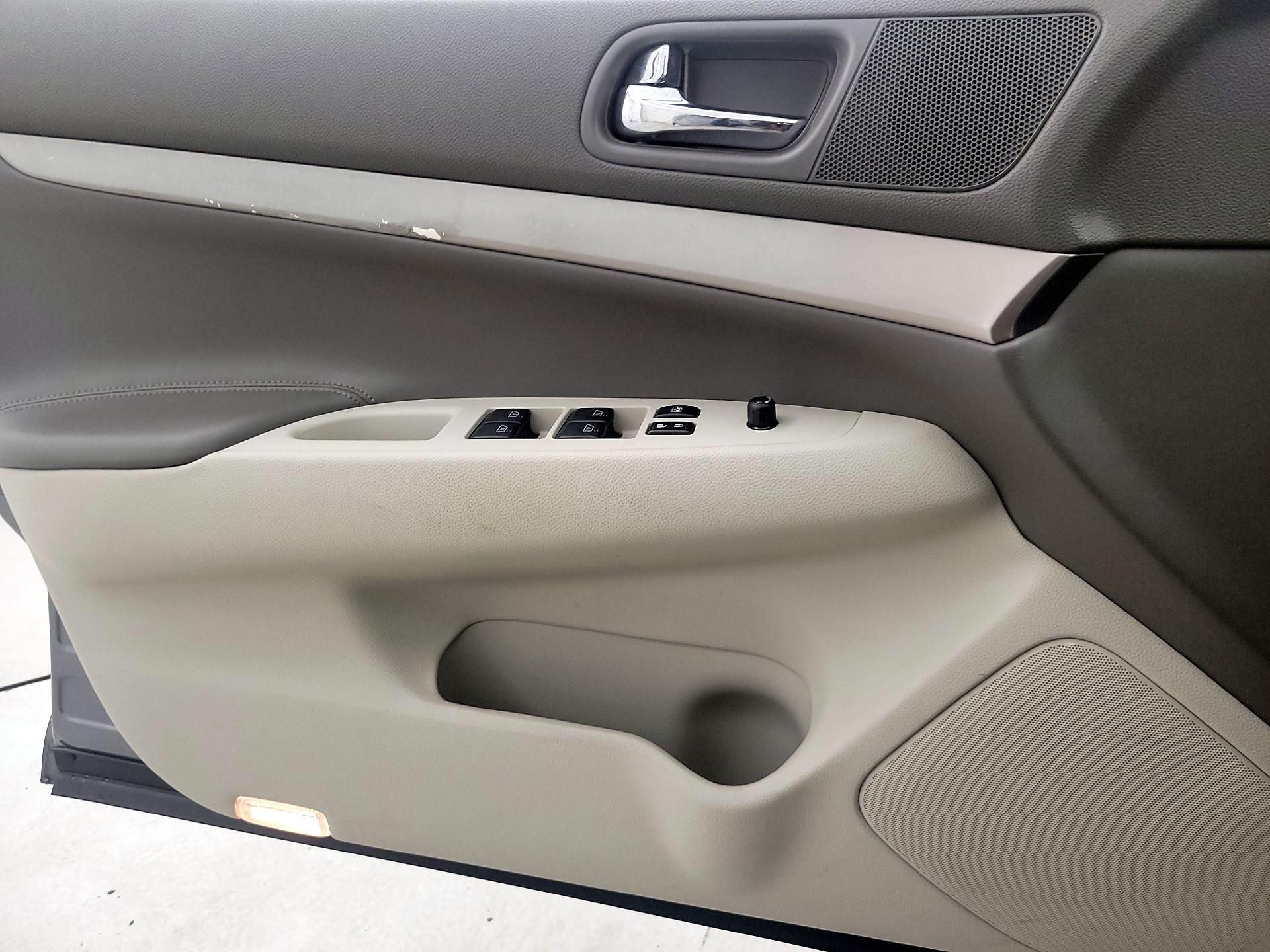 Thumbnail: 2015 INFINITI  - 12