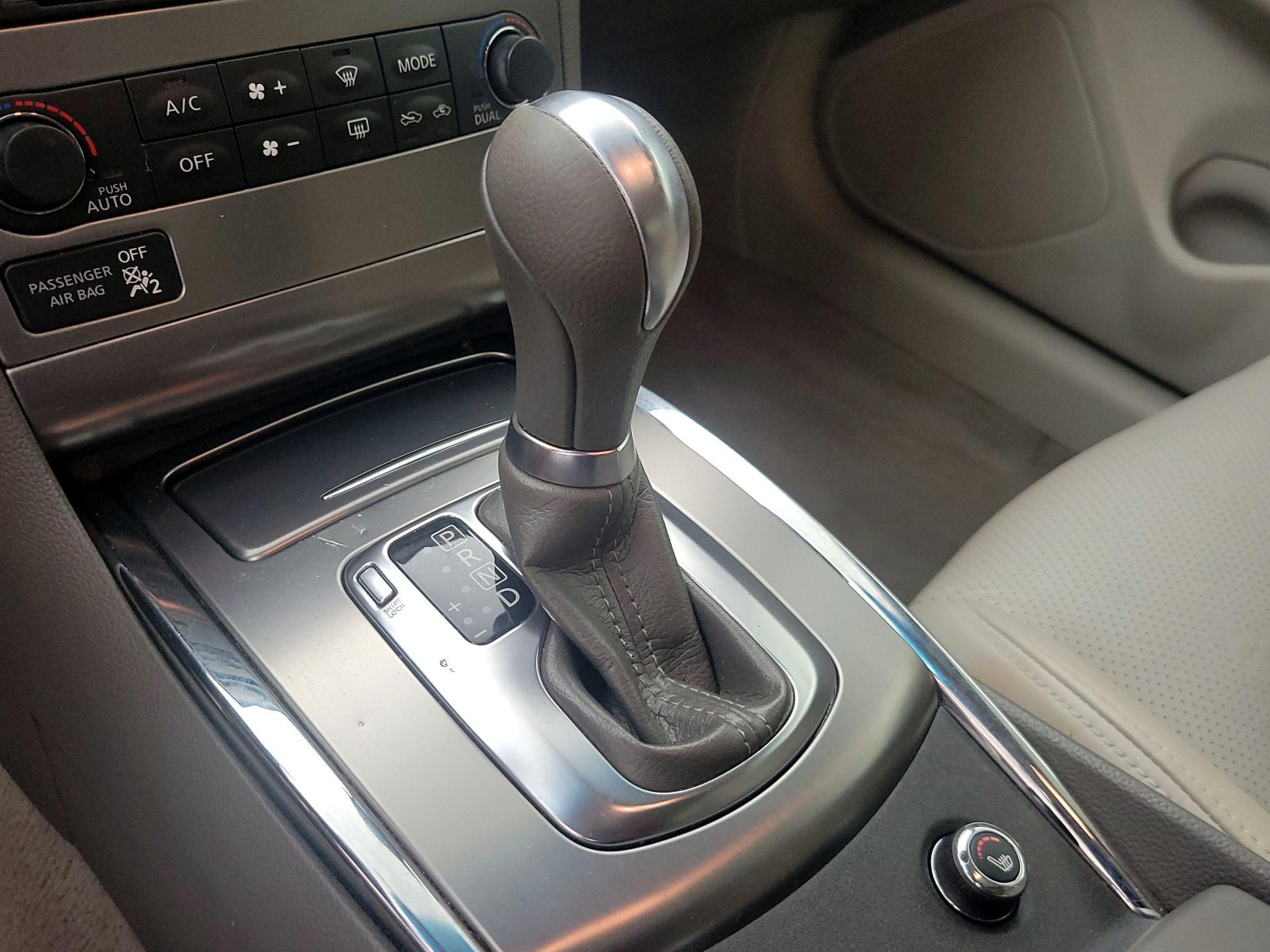 Thumbnail: 2015 INFINITI  - 17