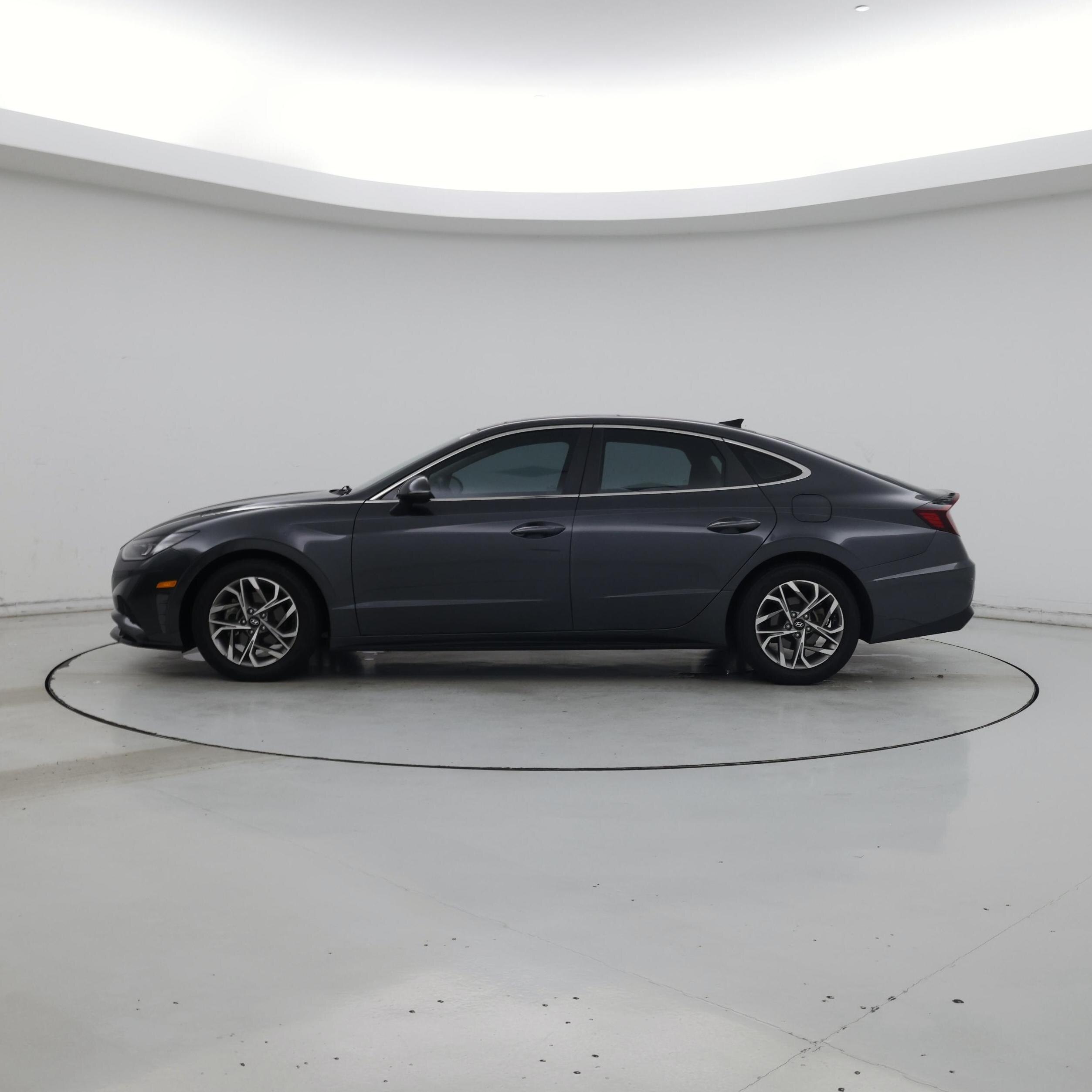 Thumbnail: 2021 Hyundai Sonata - 3