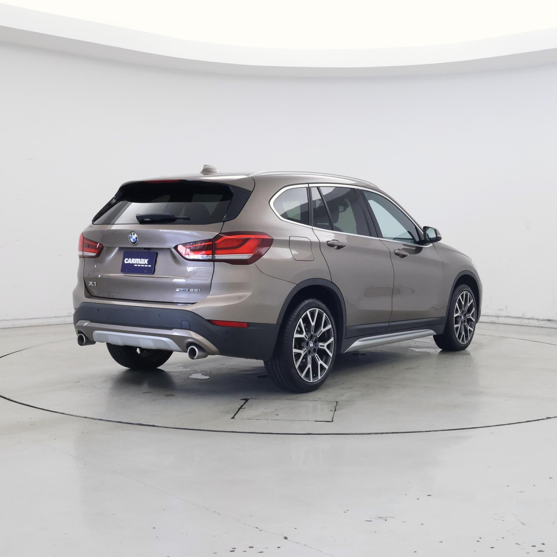 Thumbnail: 2020 BMW X1 - 8