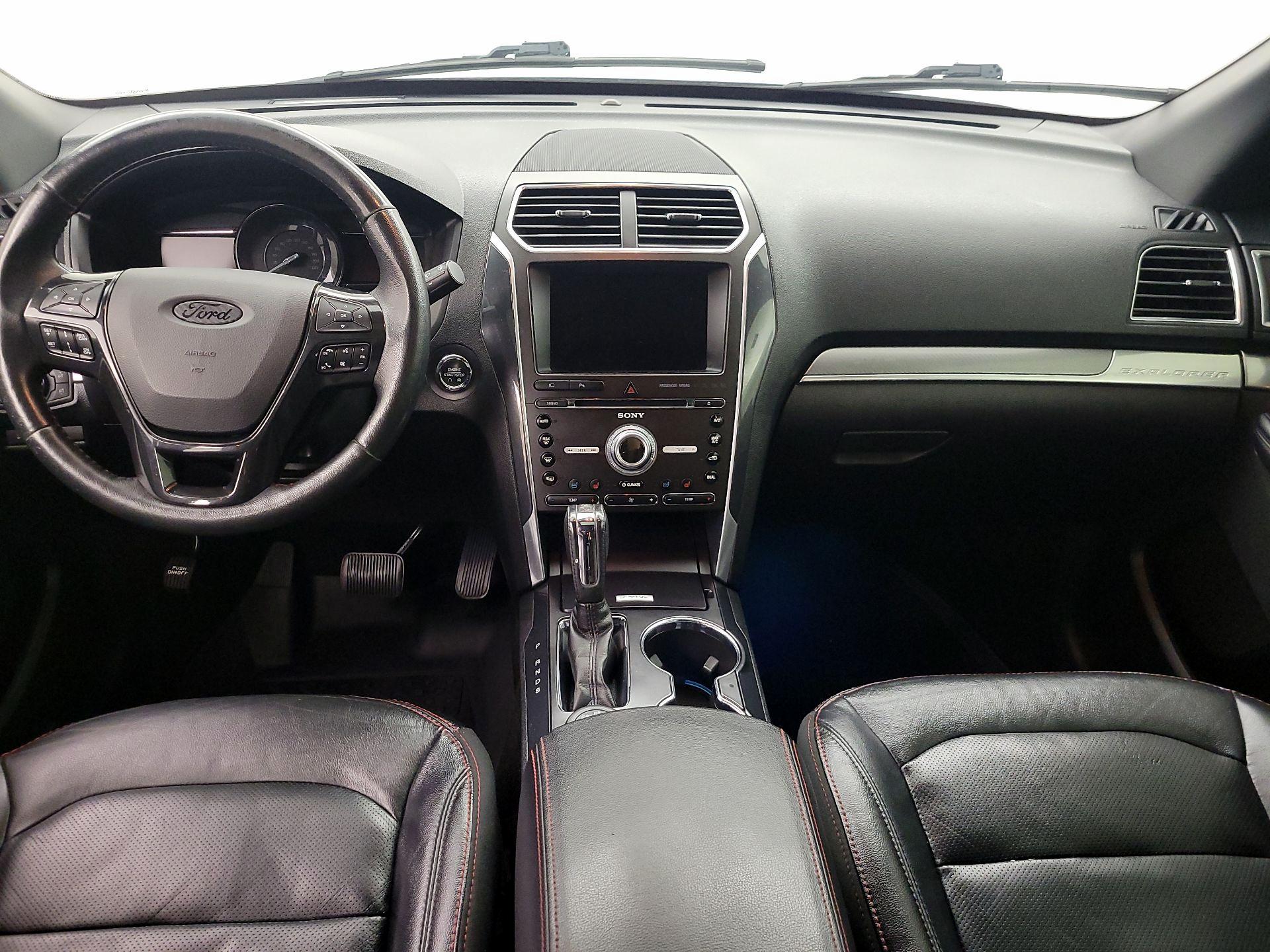 Thumbnail: 2017 Ford Explorer - 9