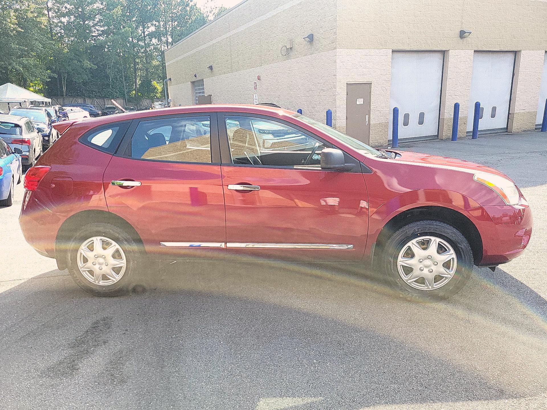 Thumbnail: 2013 Nissan Rogue - 4