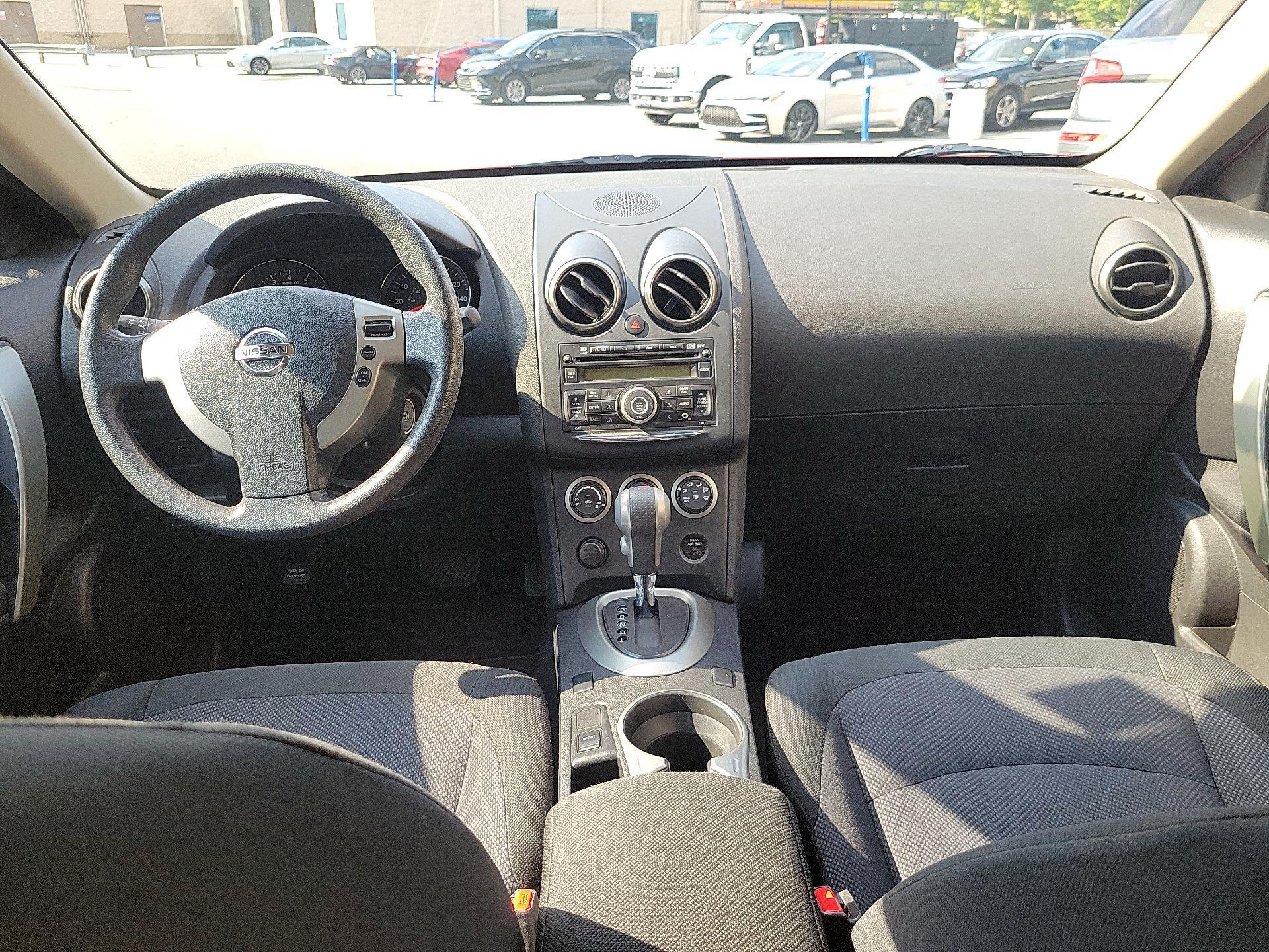 Thumbnail: 2013 Nissan Rogue - 8