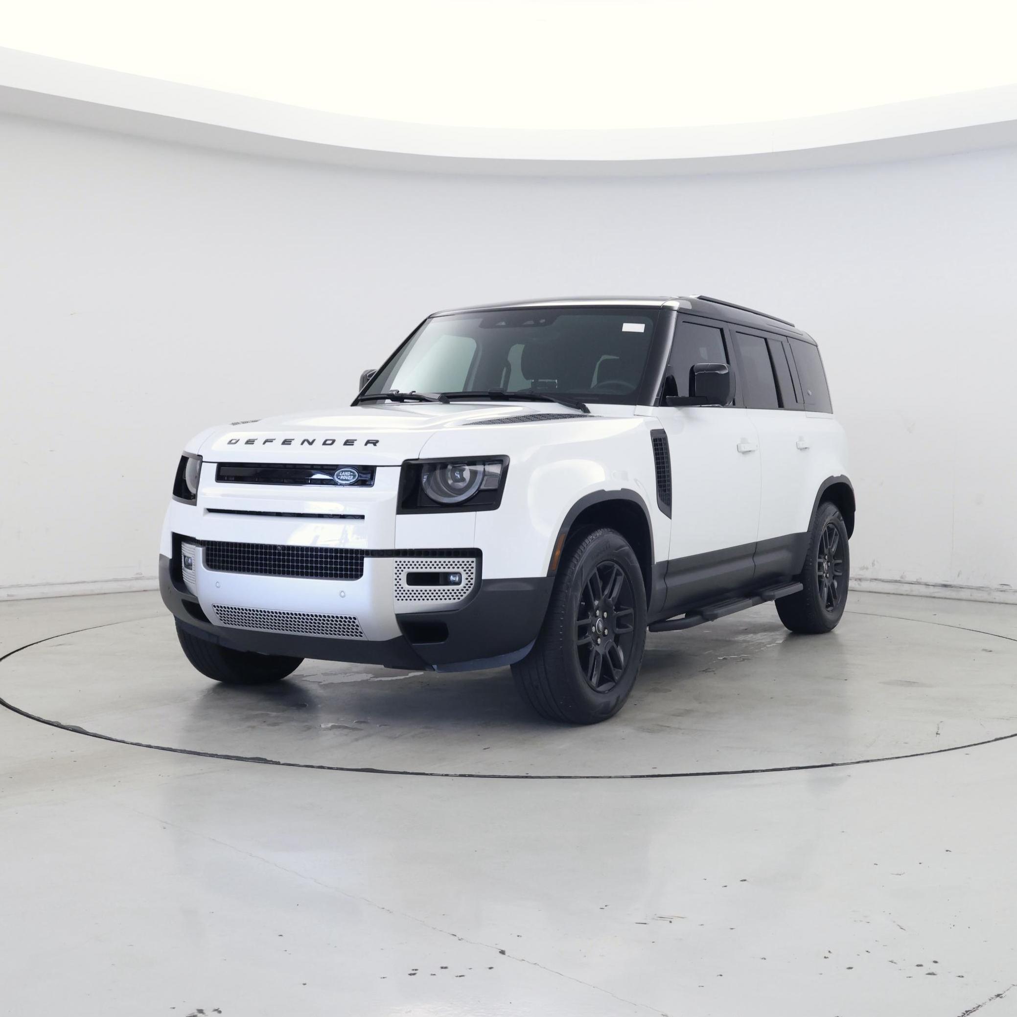 Thumbnail: 2024 Land Rover Defender - 4