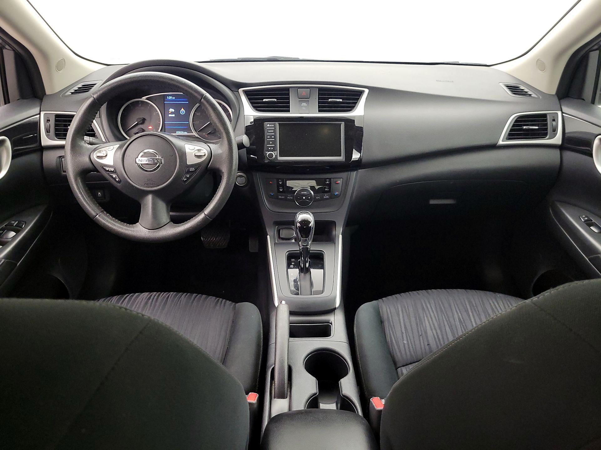 Thumbnail: 2019 Nissan Sentra - 9