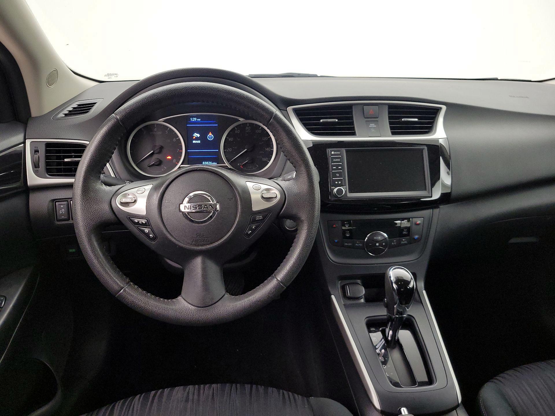 Thumbnail: 2019 Nissan Sentra - 10