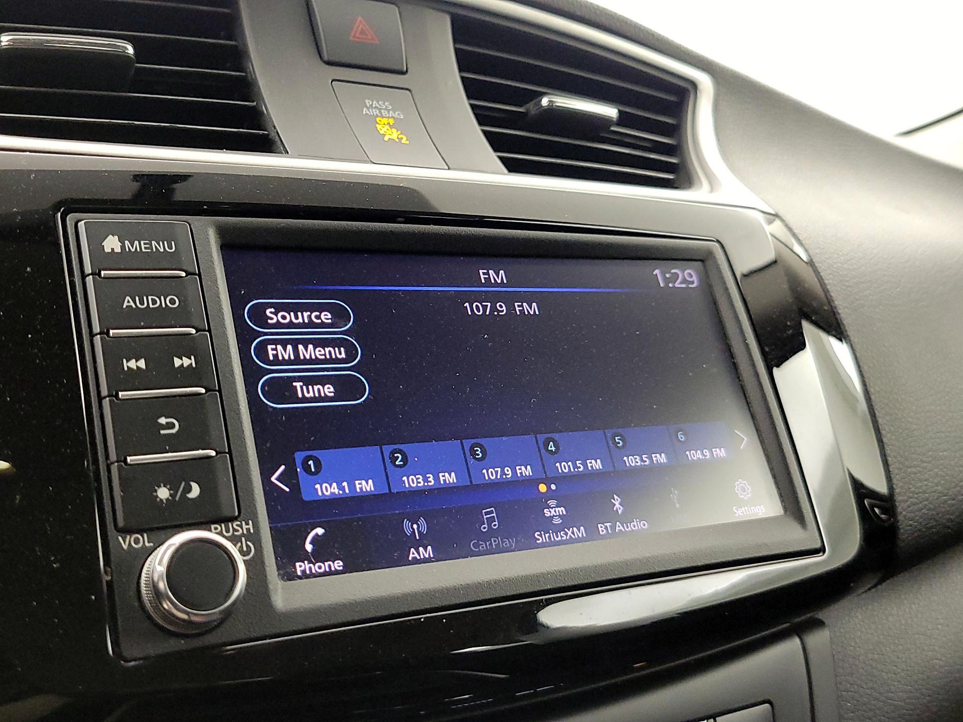 Thumbnail: 2019 Nissan Sentra - 15