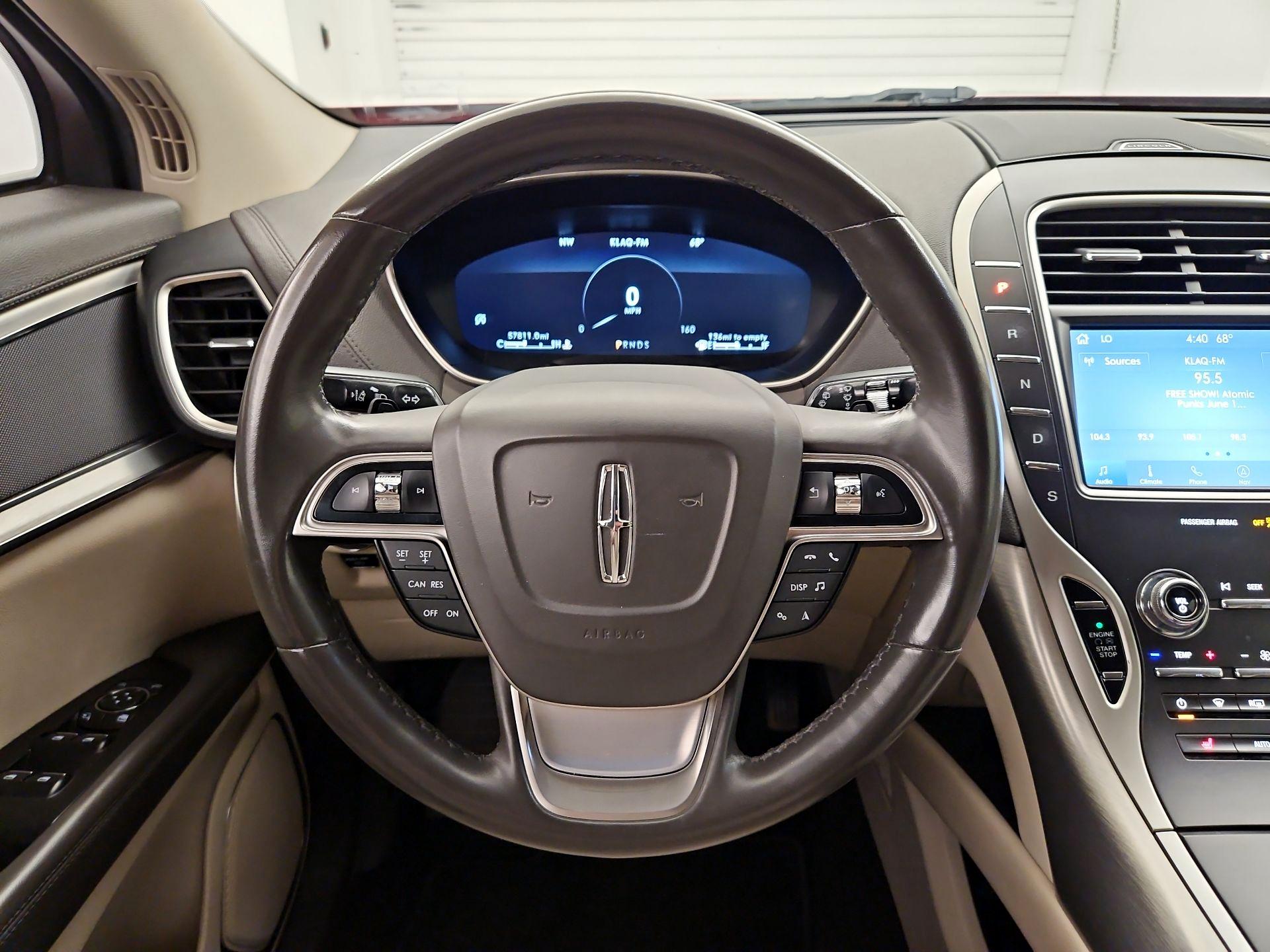 Thumbnail: 2020 Lincoln Nautilus - 10