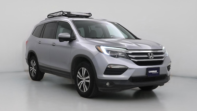 2017 Honda Pilot EX Hero Image