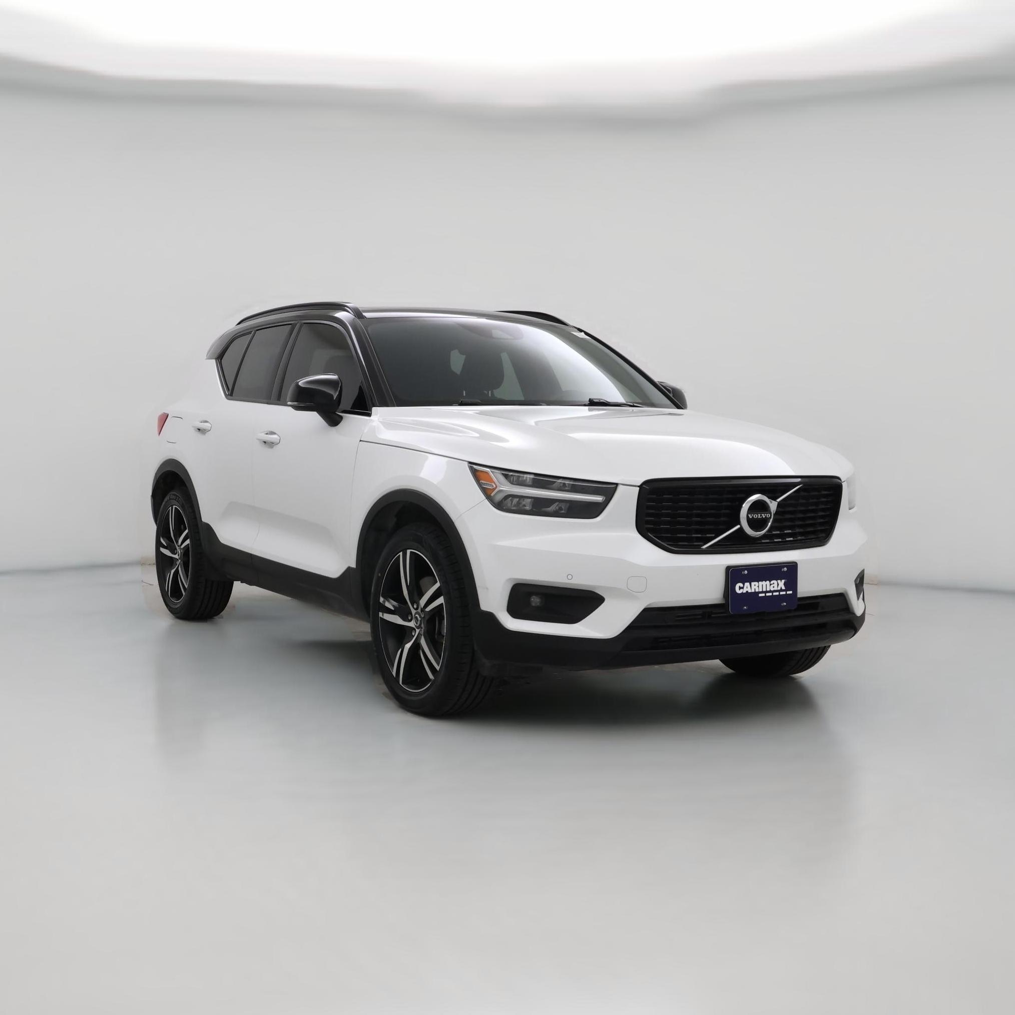 Thumbnail: 2021 Volvo XC40 - 1