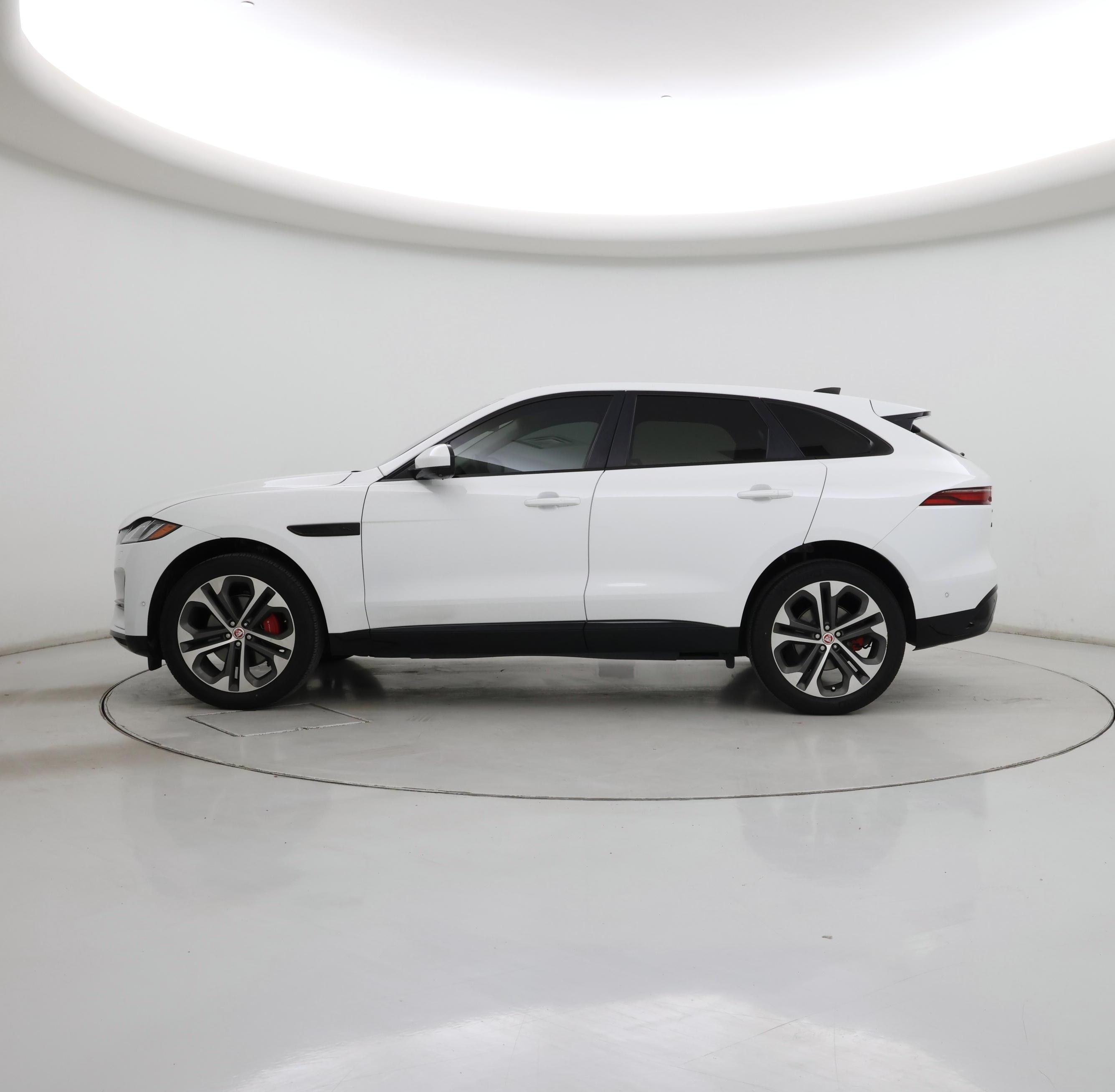 Thumbnail: 2021 Jaguar F-Pace - 3