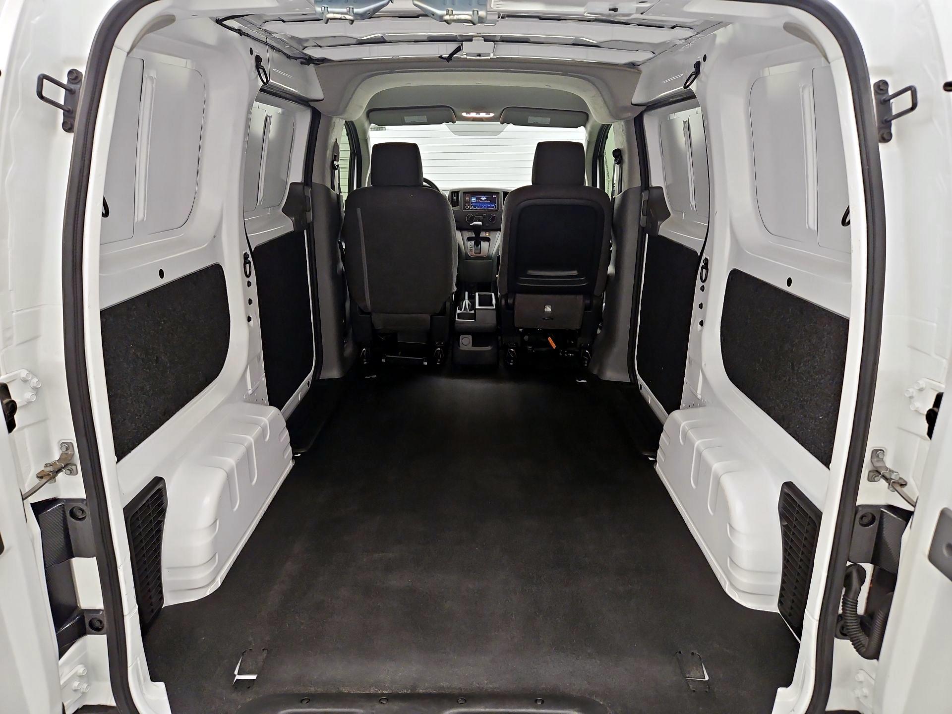 Thumbnail: 2020 Nissan NV200 - 20