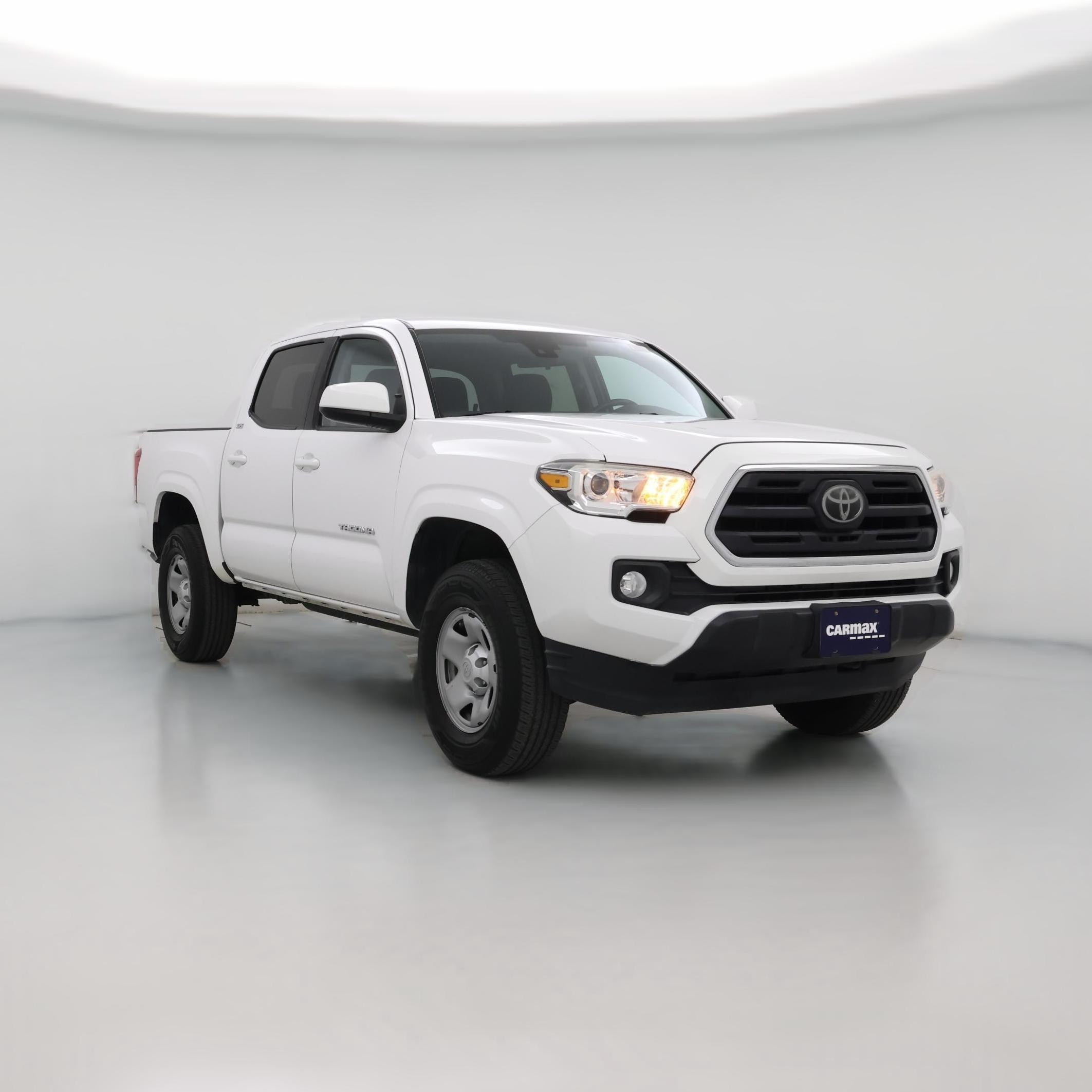Thumbnail: 2019 Toyota Tacoma - 1