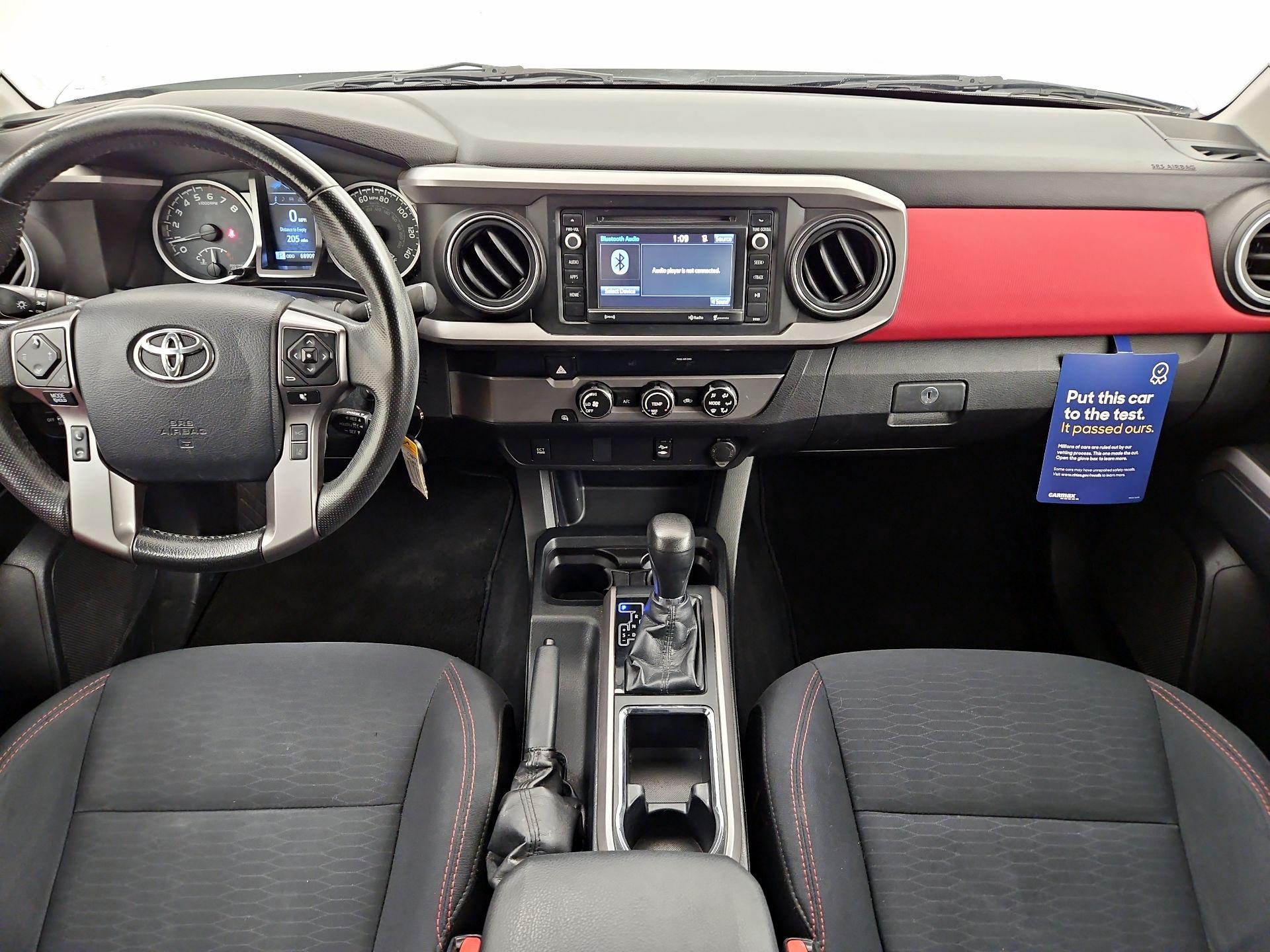 Thumbnail: 2019 Toyota Tacoma - 9