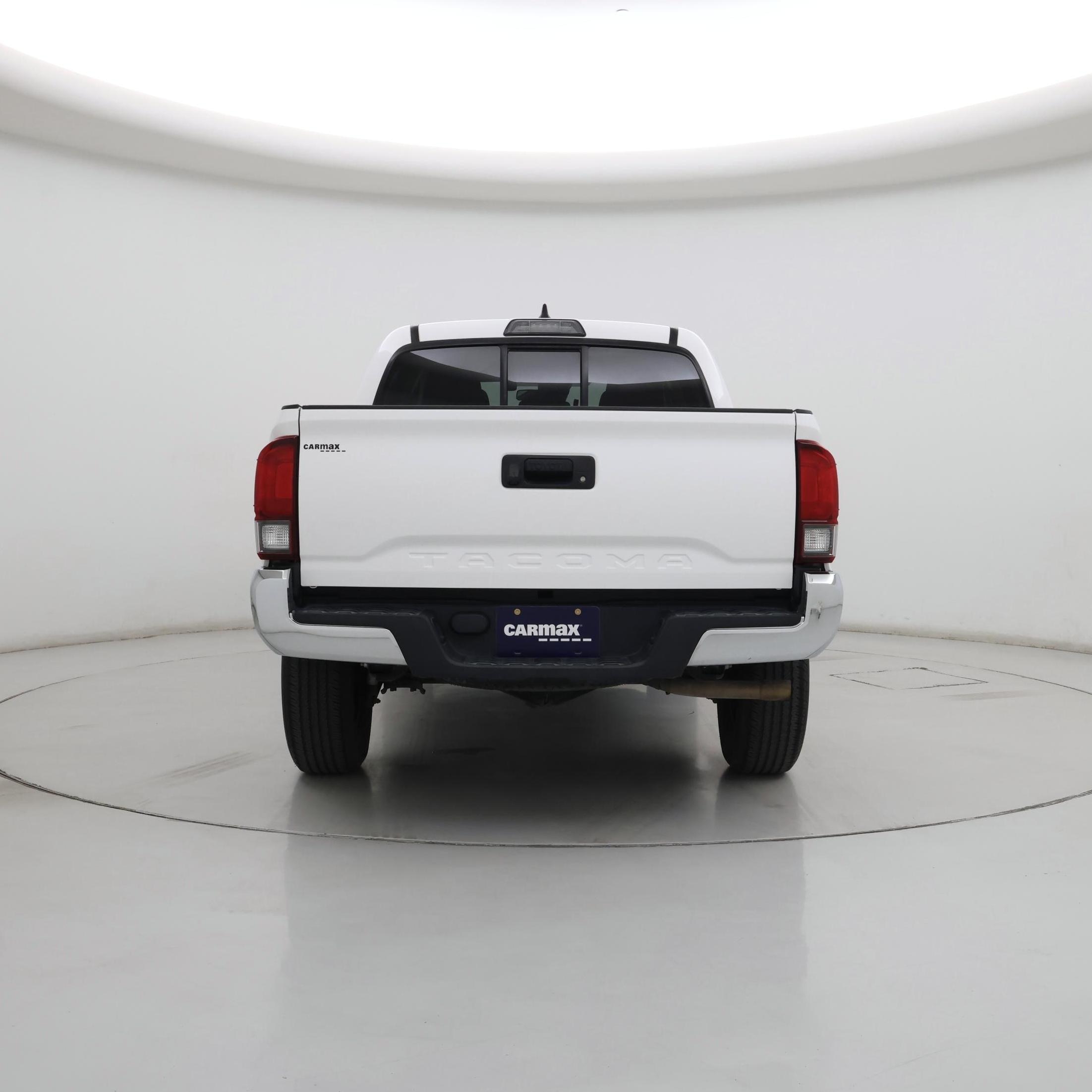 Thumbnail: 2019 Toyota Tacoma - 6
