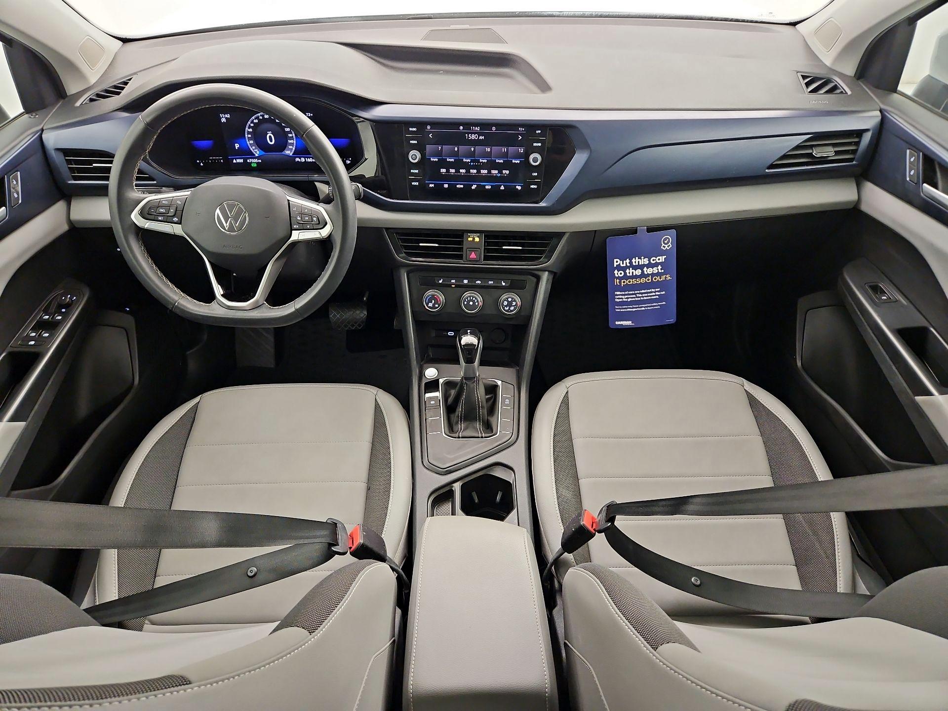 Thumbnail: 2022 Volkswagen Taos - 9
