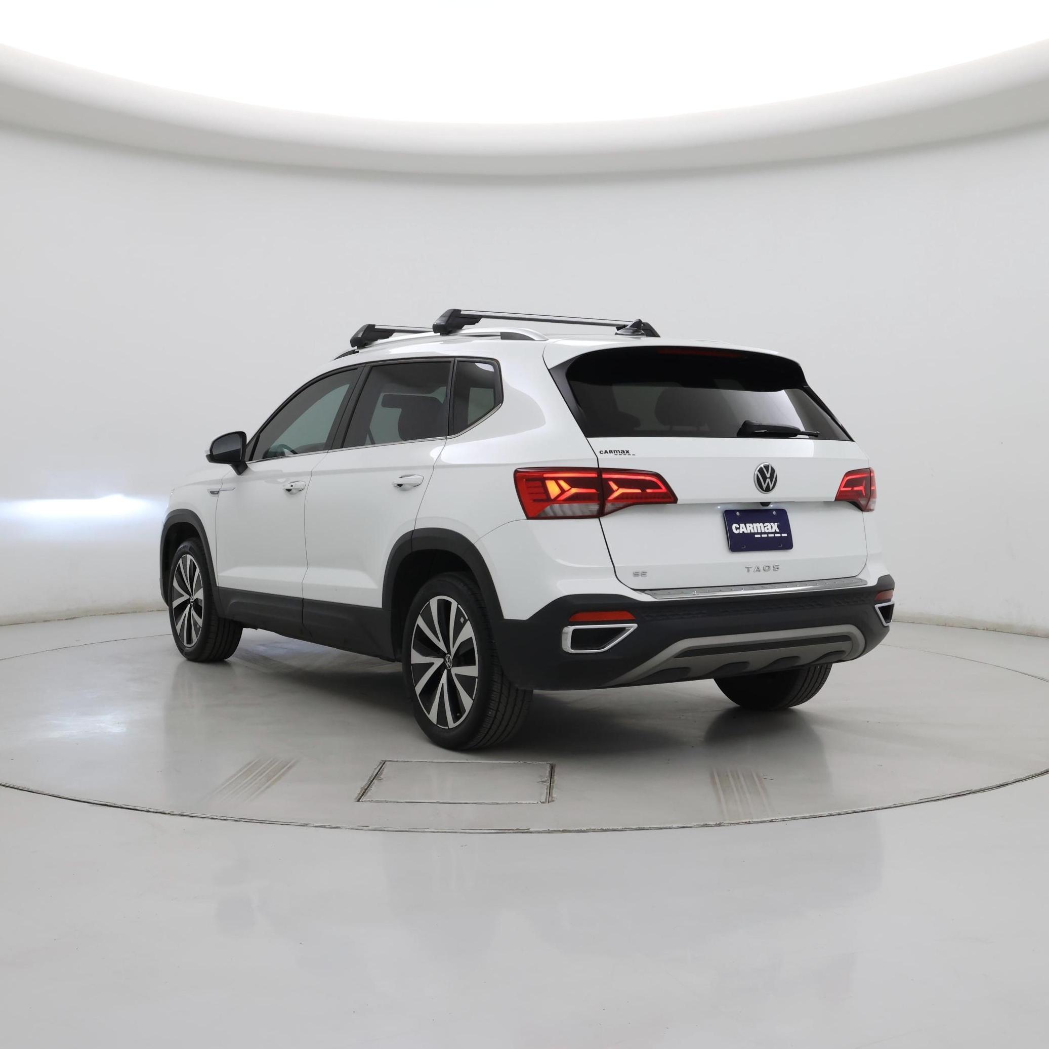 Thumbnail: 2022 Volkswagen Taos - 2
