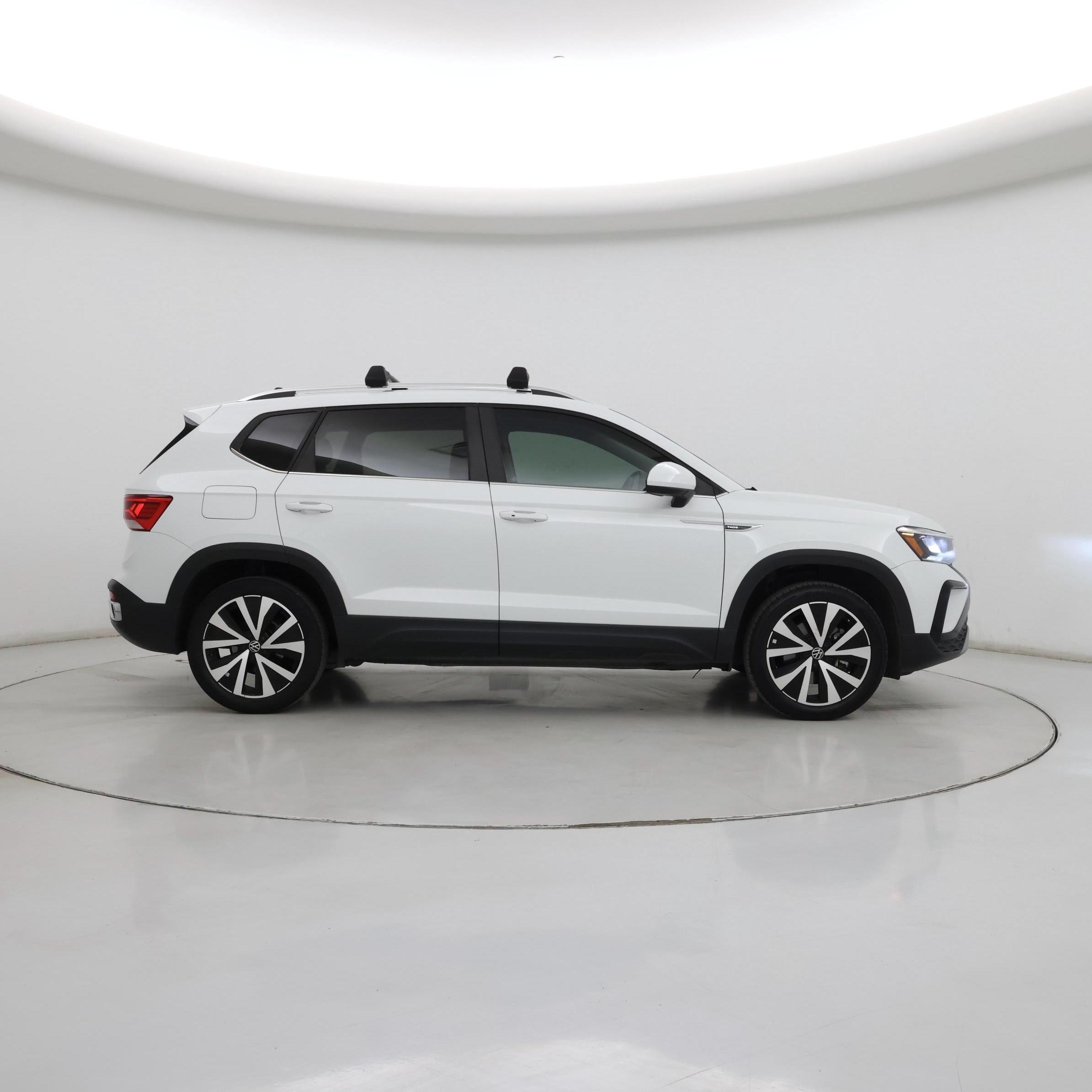 Thumbnail: 2022 Volkswagen Taos - 7