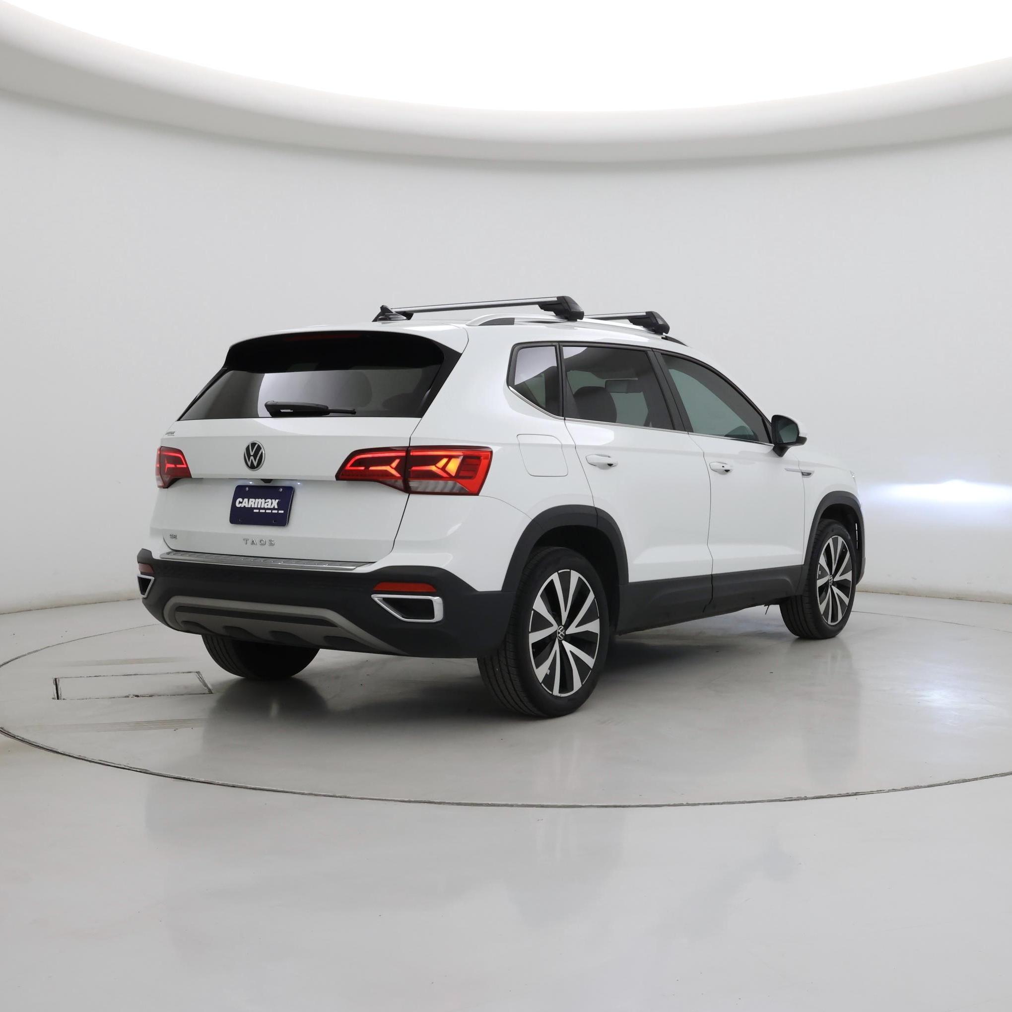 Thumbnail: 2022 Volkswagen Taos - 8