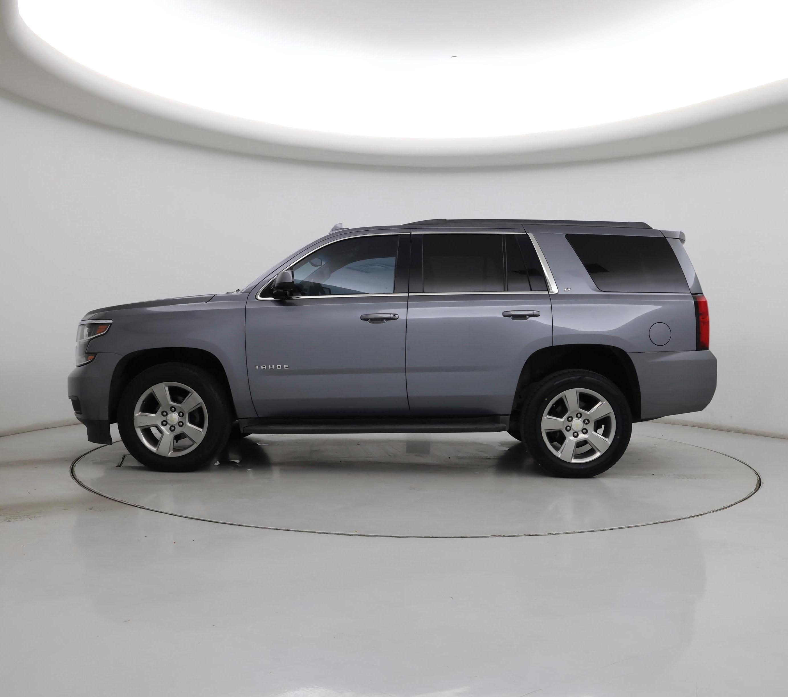 Thumbnail: 2018 Chevrolet Tahoe - 3