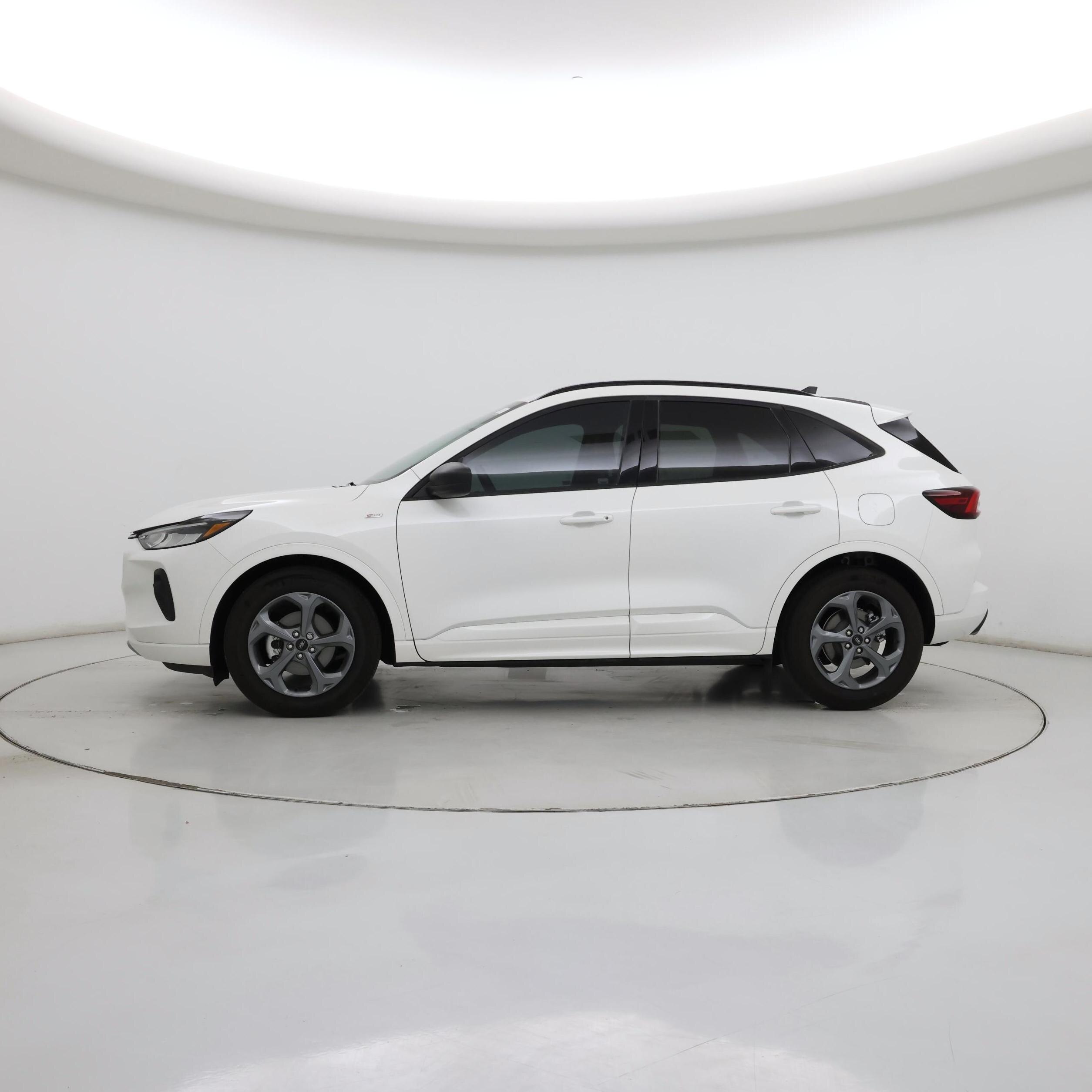 Thumbnail: 2024 Ford Escape - 3