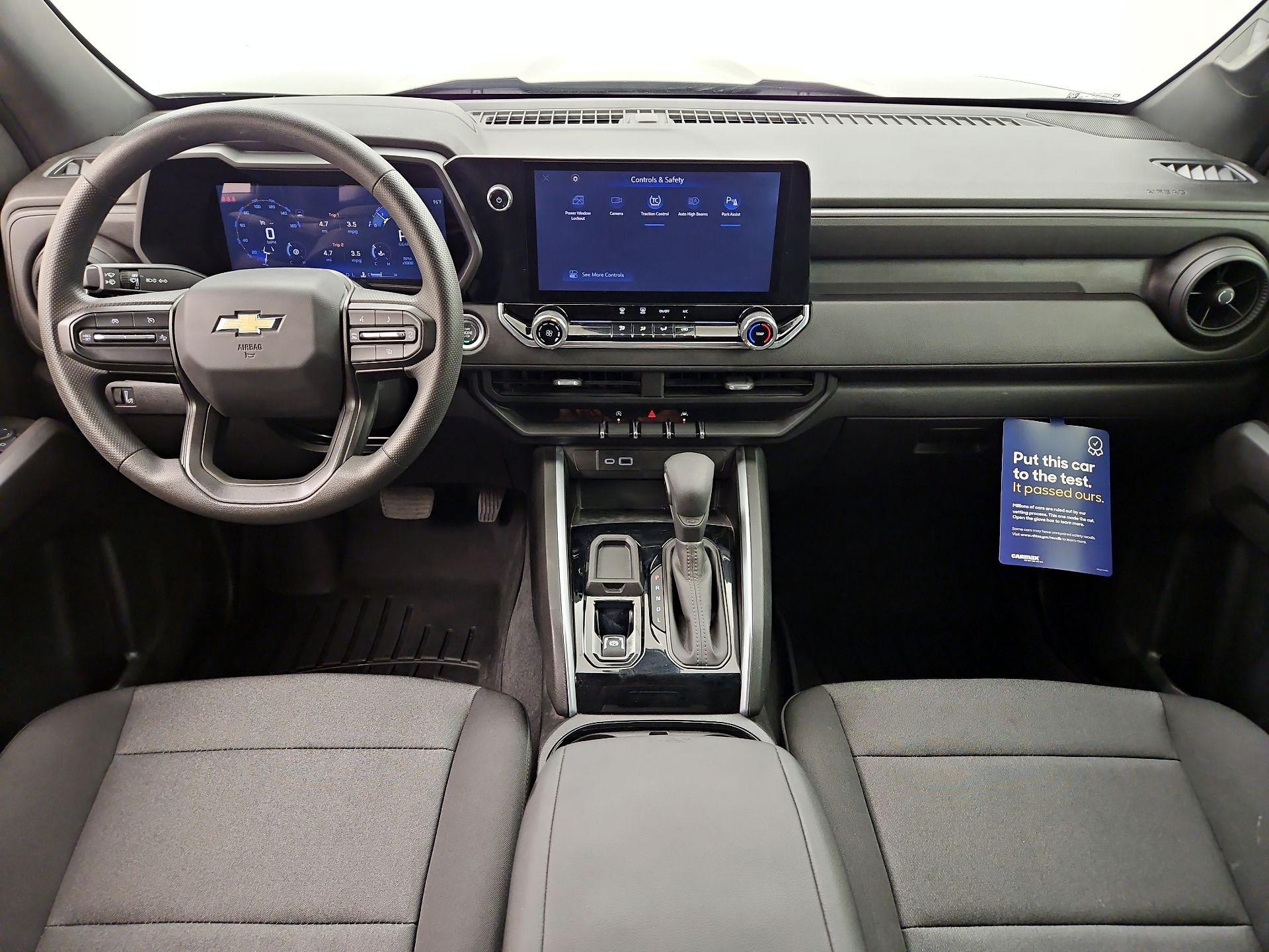 Thumbnail: 2024 Chevrolet Colorado - 9
