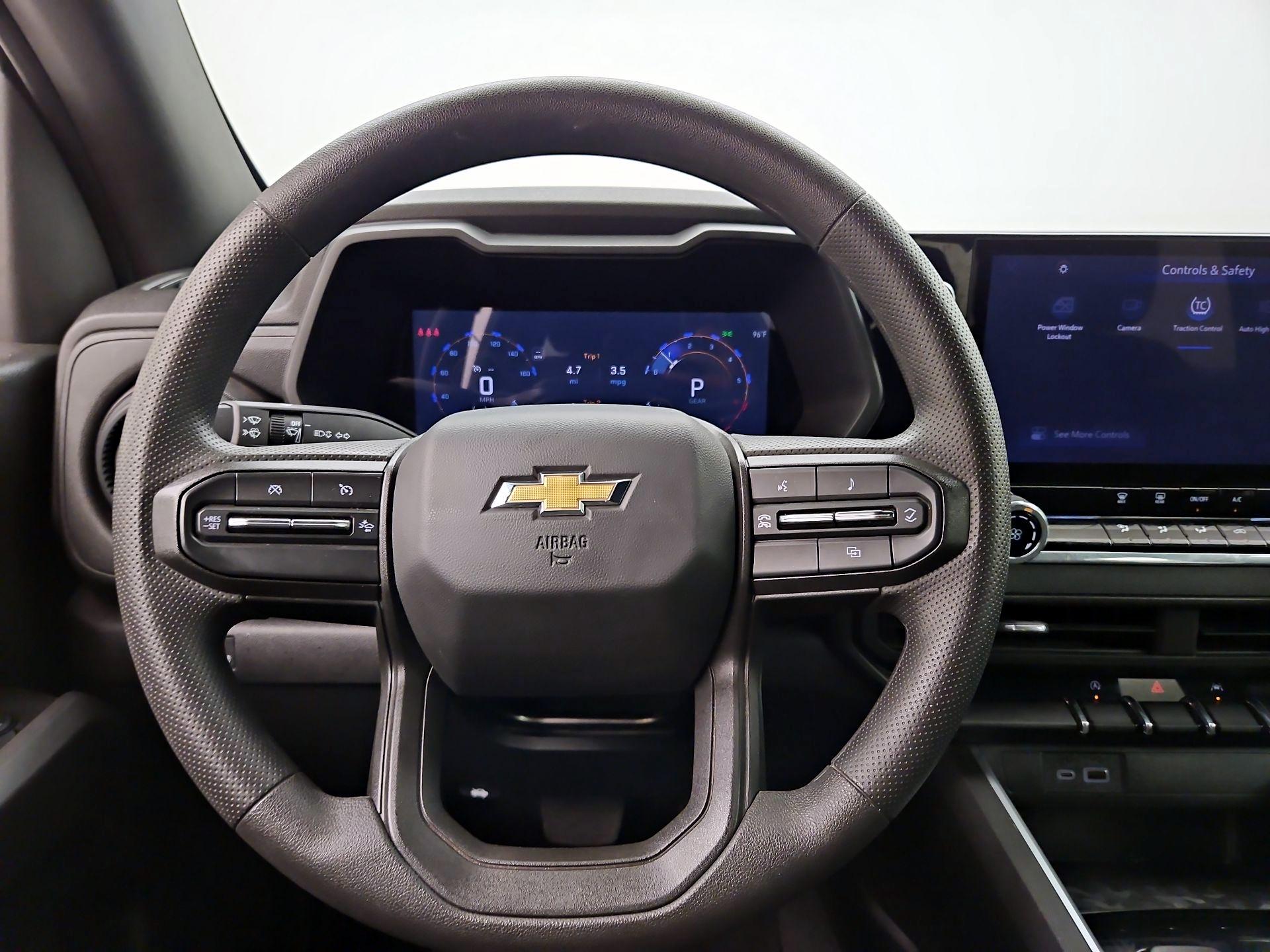 Thumbnail: 2024 Chevrolet Colorado - 10