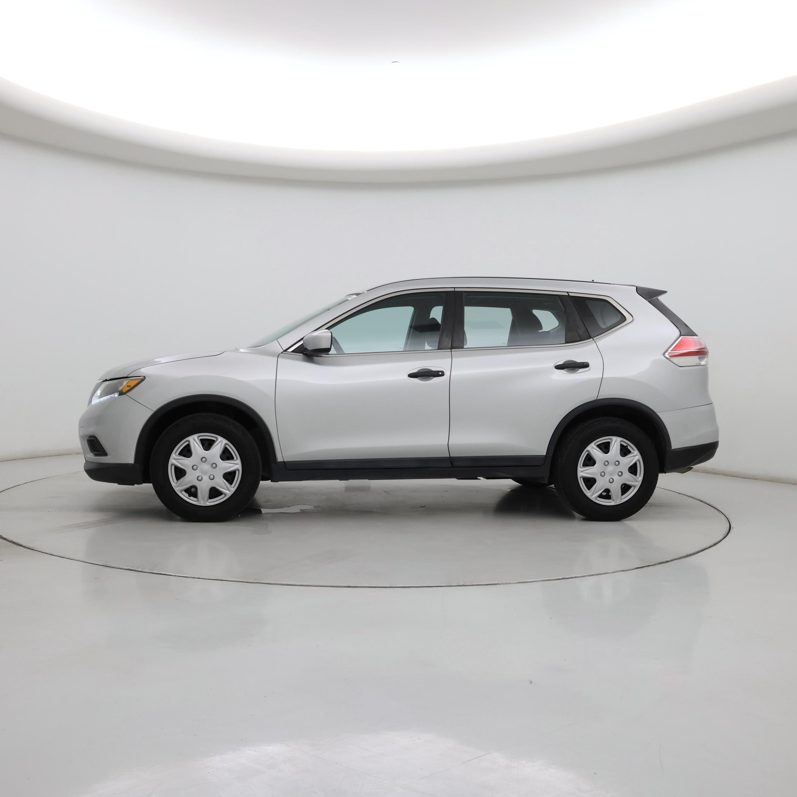 Thumbnail: 2016 Nissan Rogue - 3