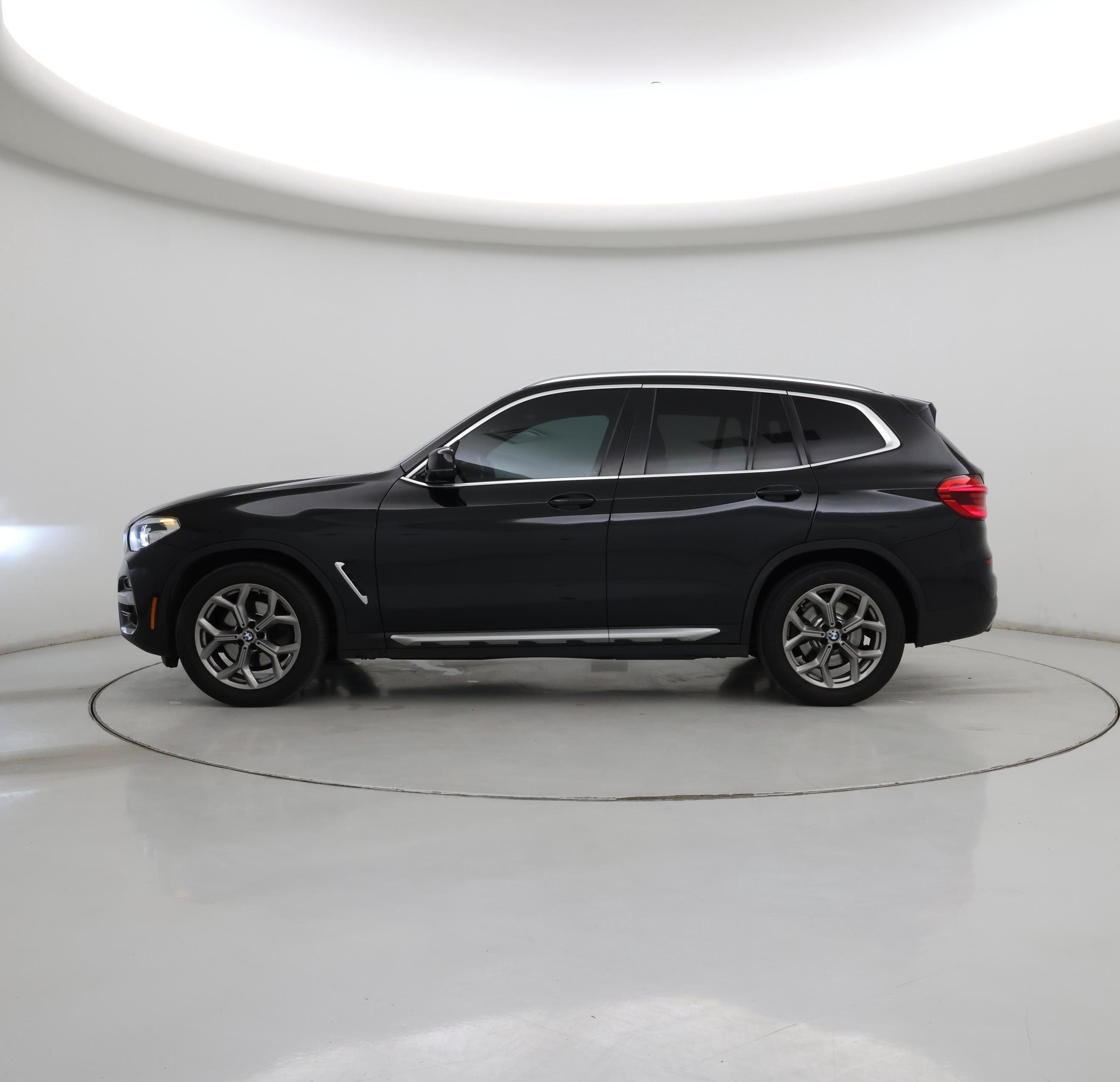Thumbnail: 2021 BMW X3 - 3