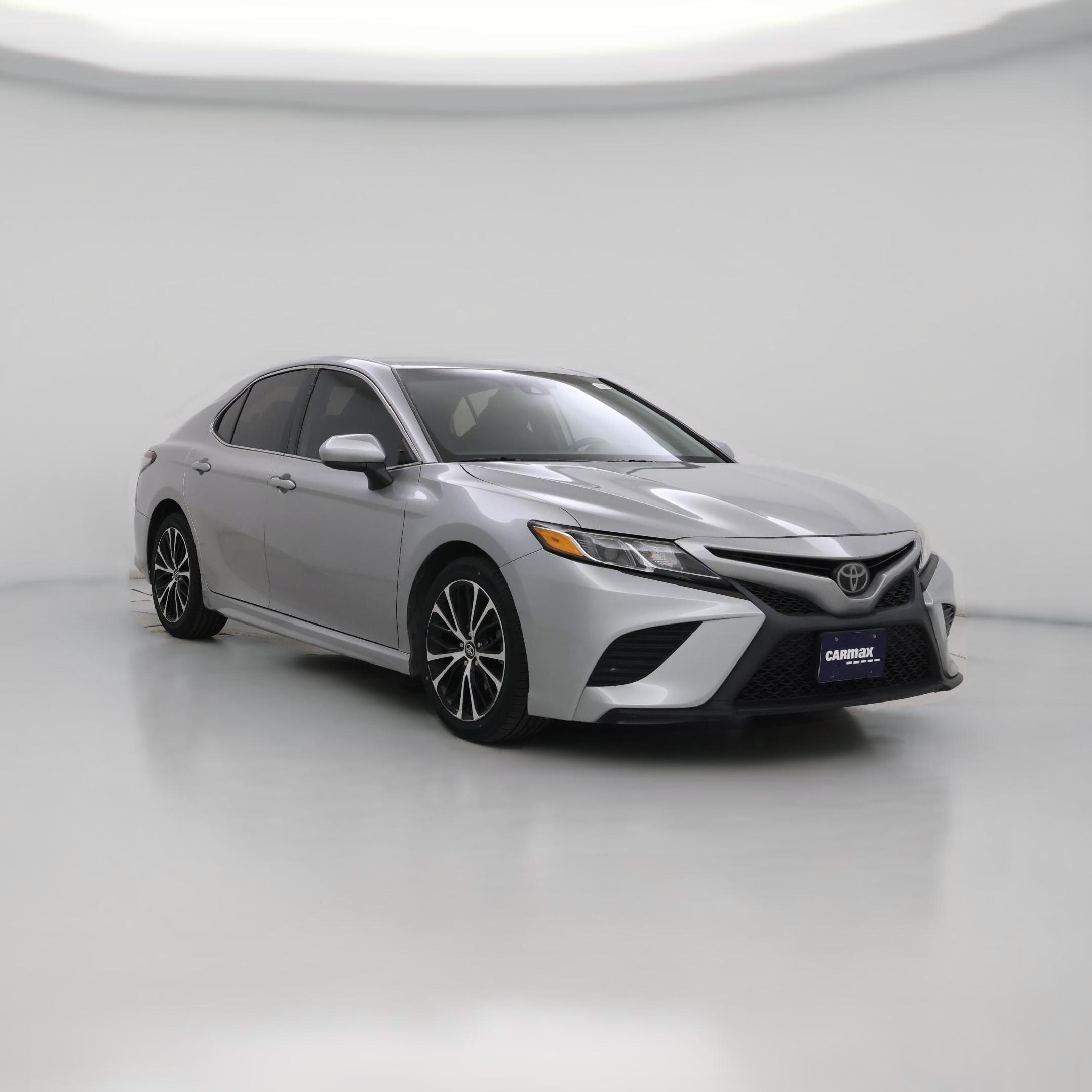 Thumbnail: 2019 Toyota Camry - 1