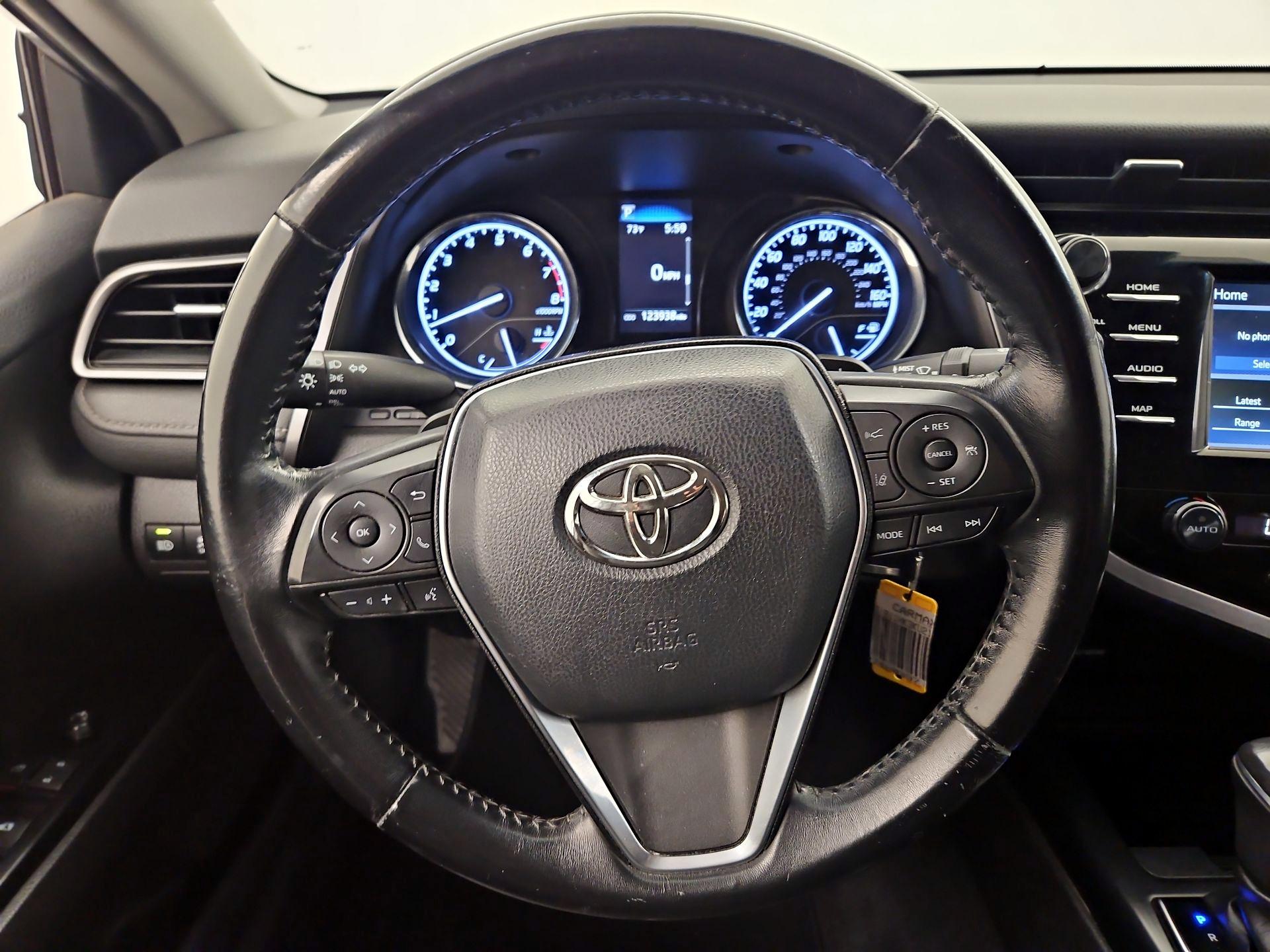 Thumbnail: 2019 Toyota Camry - 10