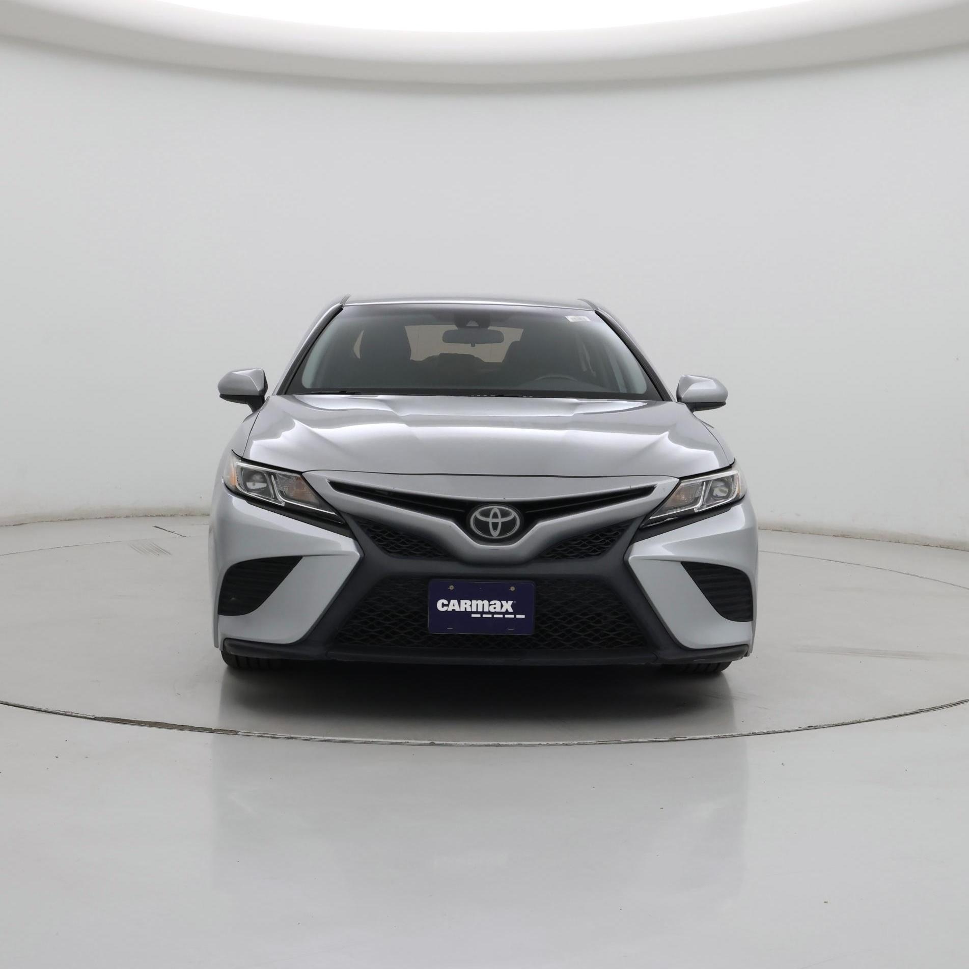 Thumbnail: 2019 Toyota Camry - 5