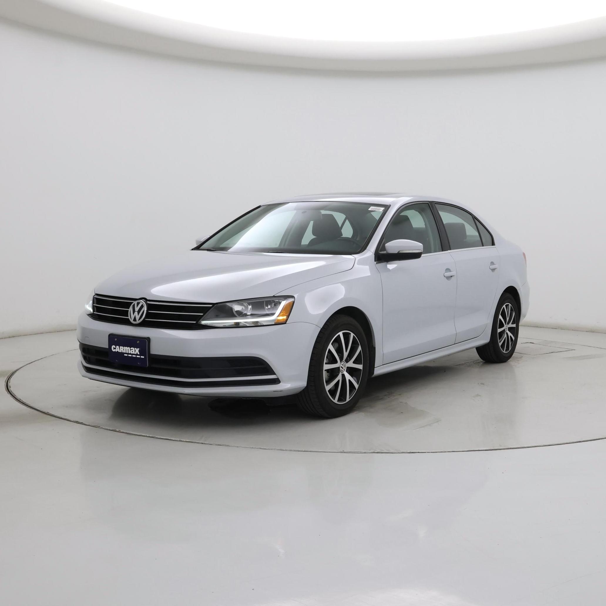 Thumbnail: 2017 Volkswagen Jetta - 4
