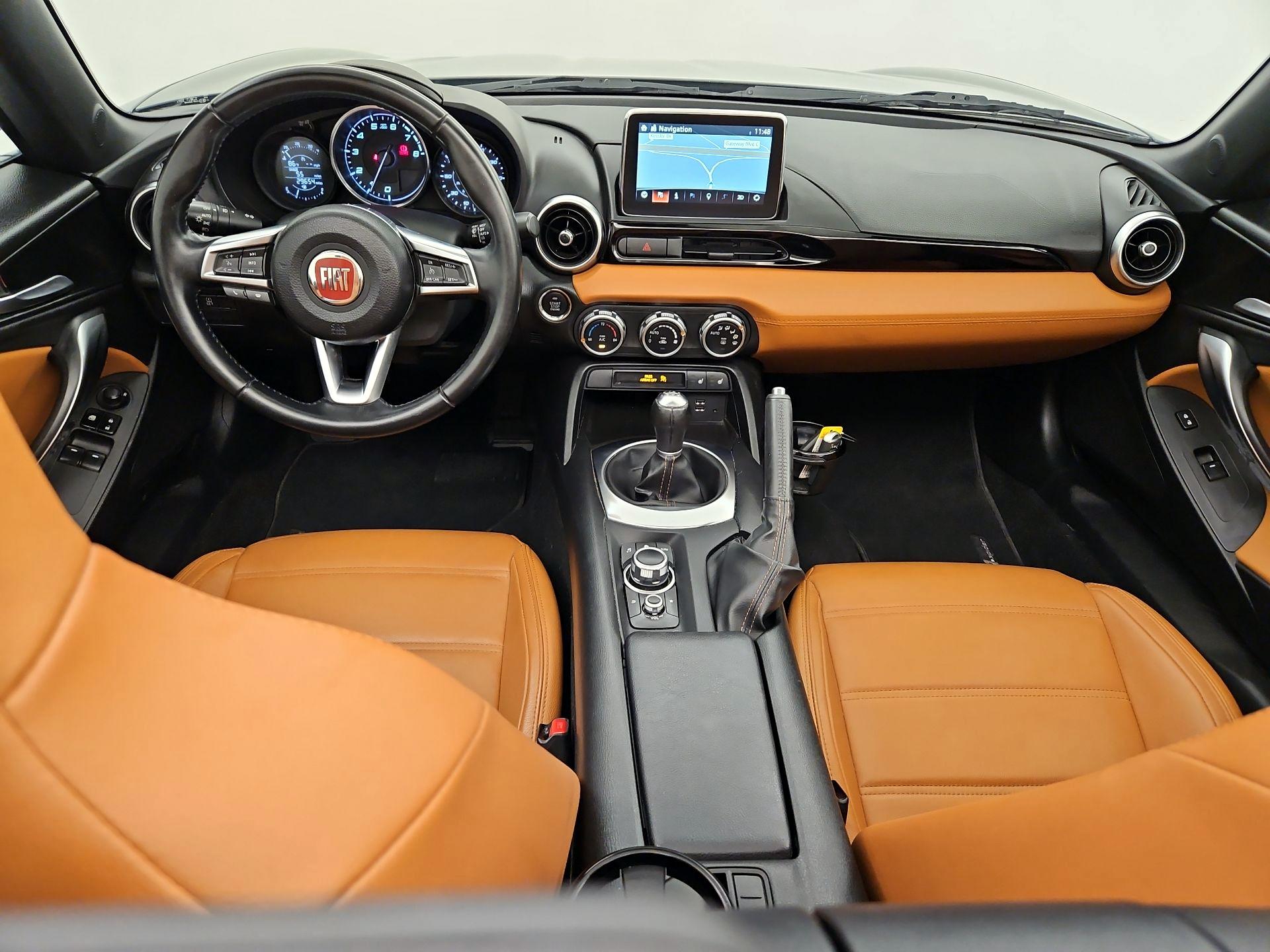 Thumbnail: 2018 Fiat 124 Spider - 9