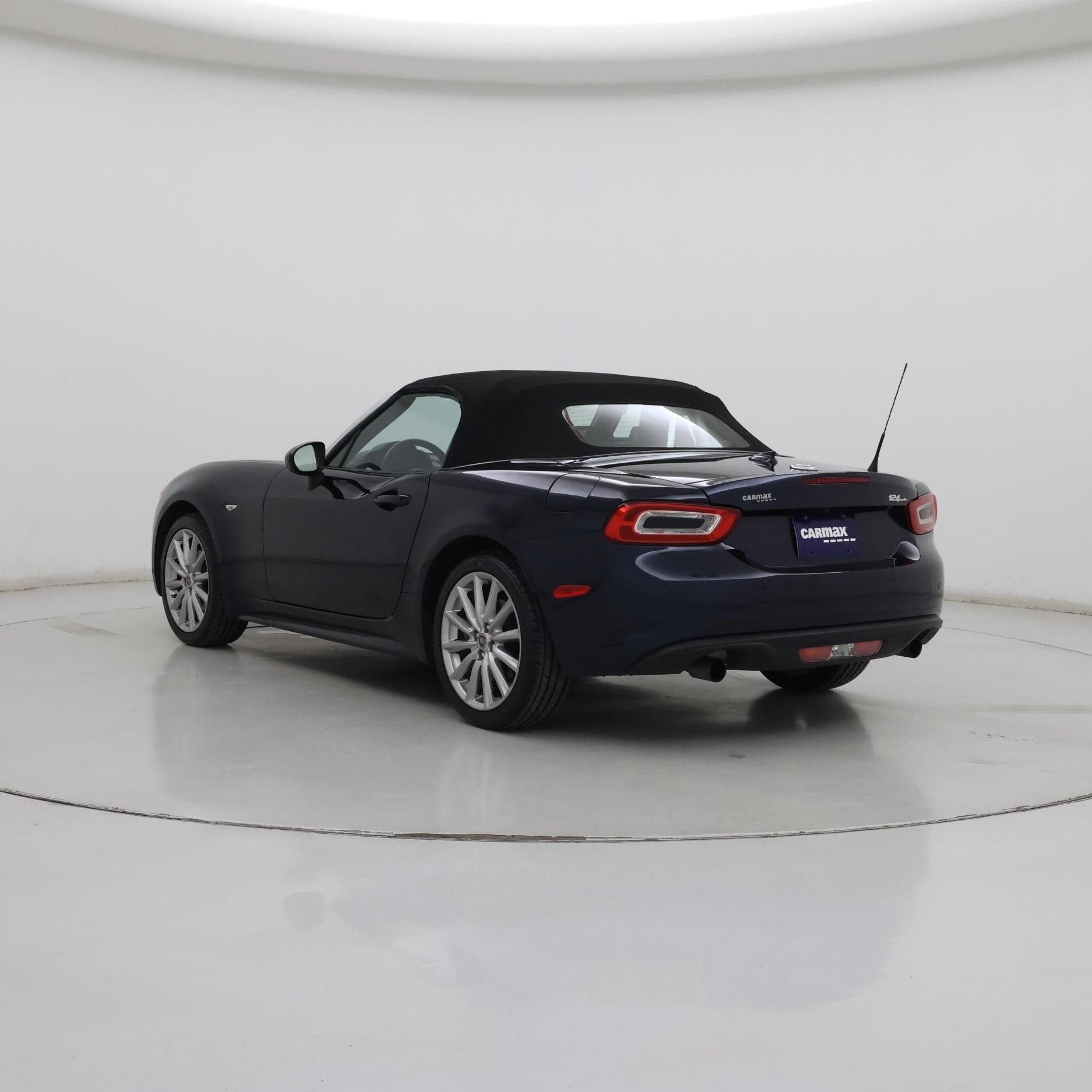 Thumbnail: 2018 Fiat 124 Spider - 2