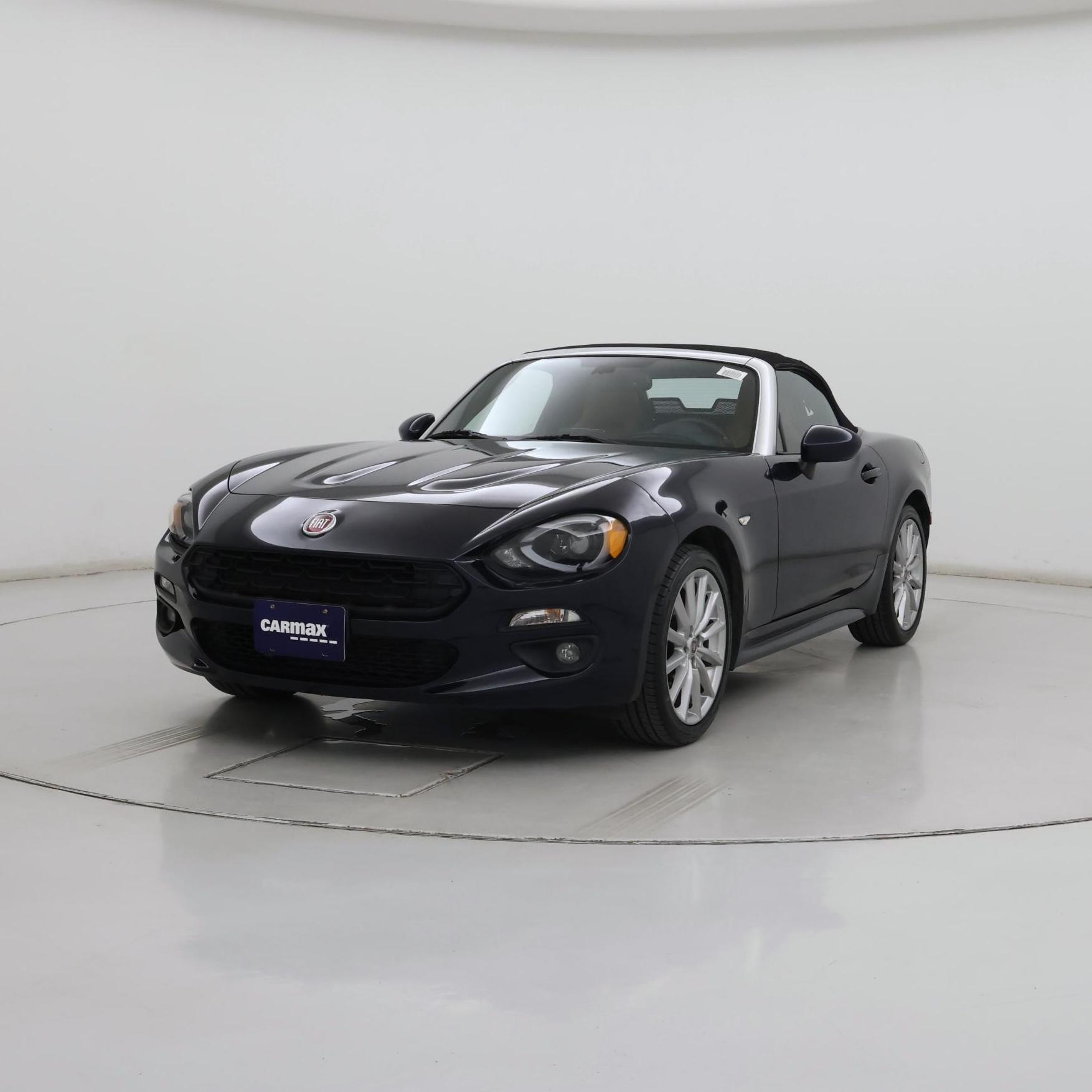 Thumbnail: 2018 Fiat 124 Spider - 4