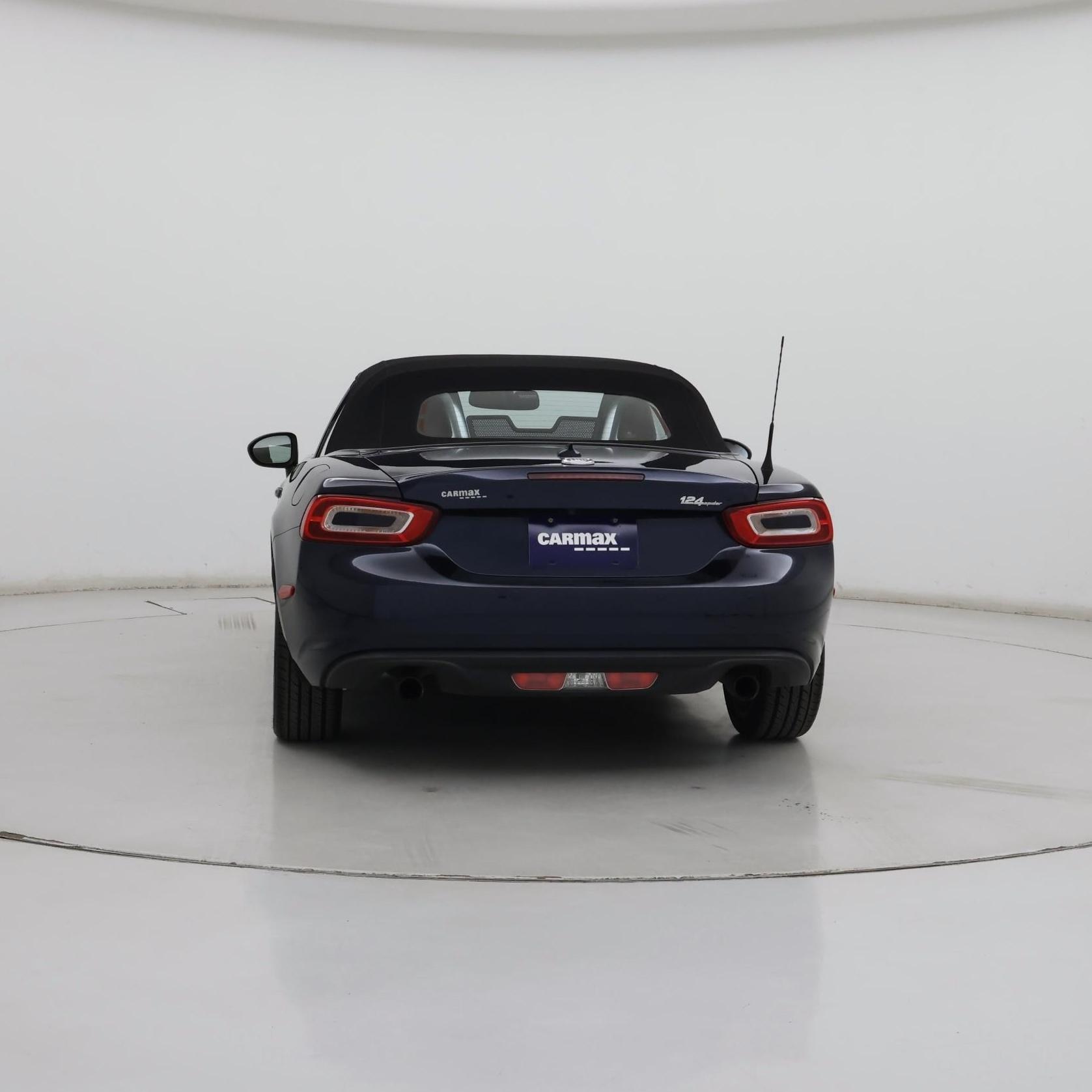 Thumbnail: 2018 Fiat 124 Spider - 6