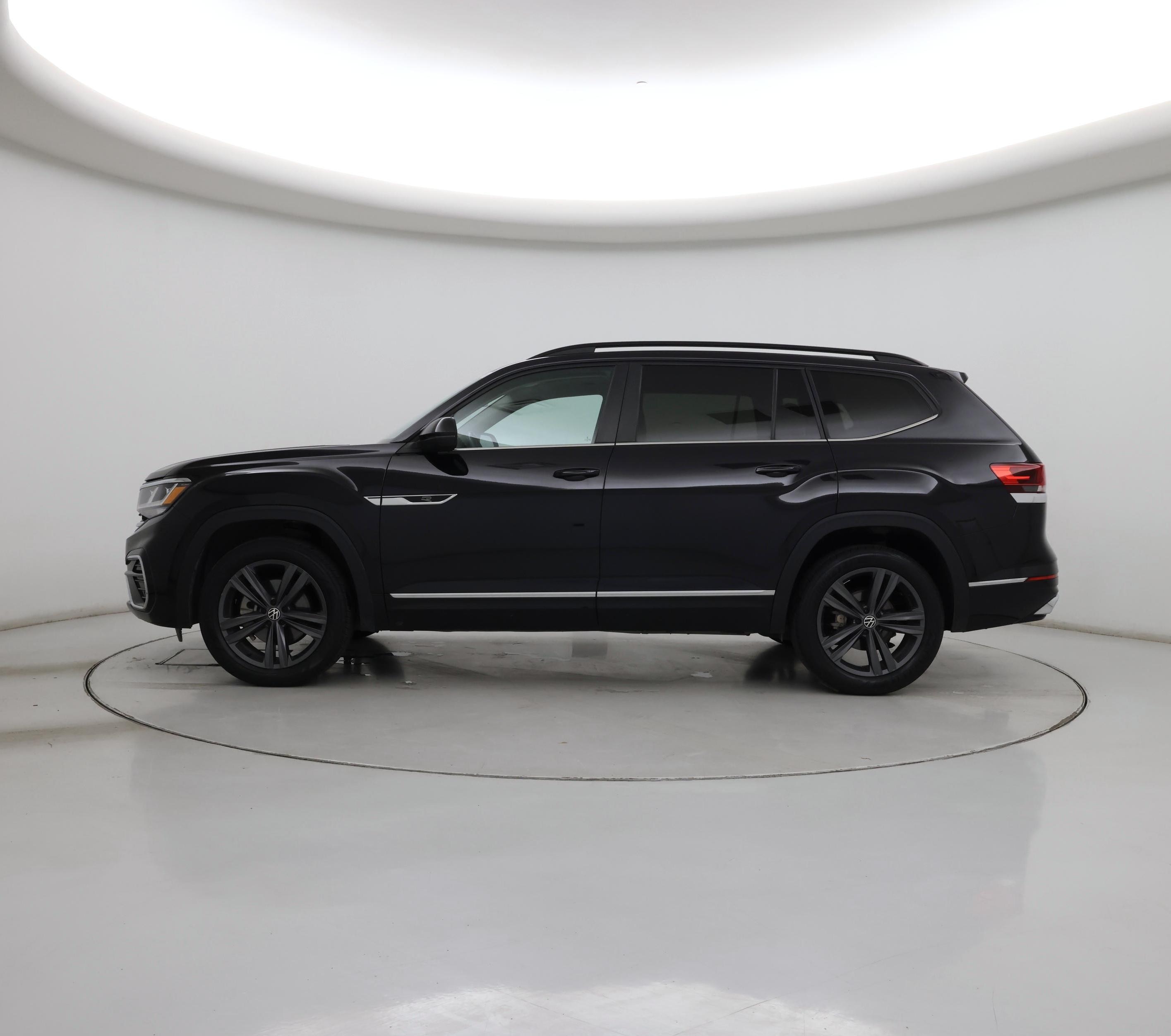 Thumbnail: 2021 Volkswagen Atlas - 3