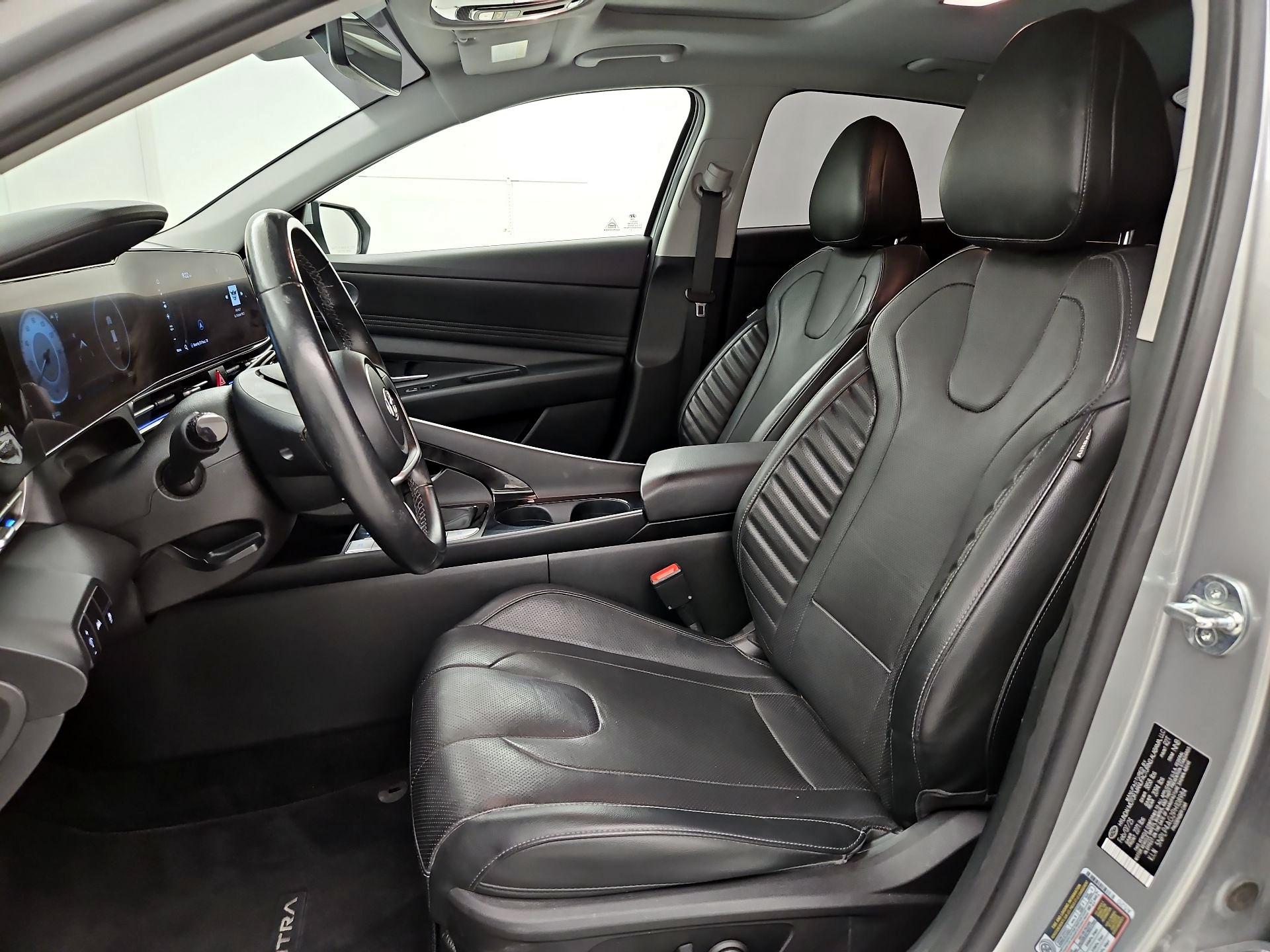 Thumbnail: 2023 Hyundai Elantra - 11