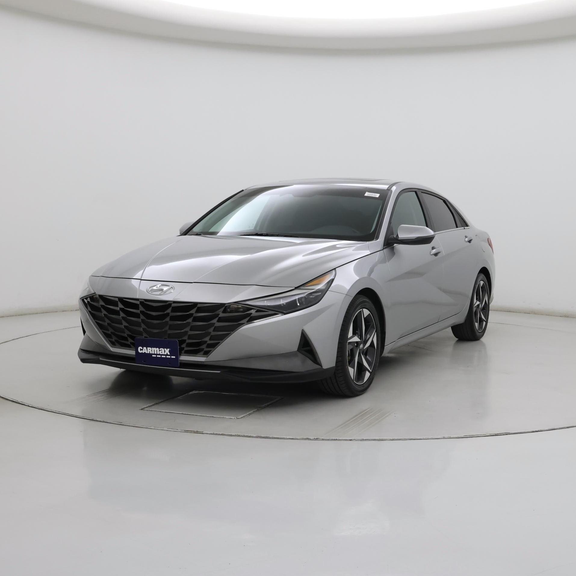 Thumbnail: 2023 Hyundai Elantra - 4
